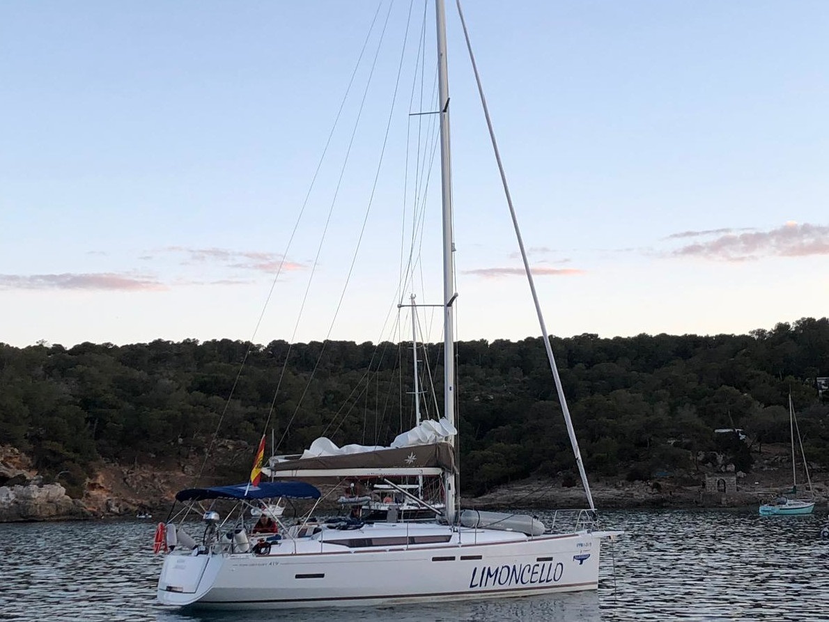 Photo #1 - Sun Odyssey 419 (Alboran Limoncello (Majorca)) en Palma - 15524