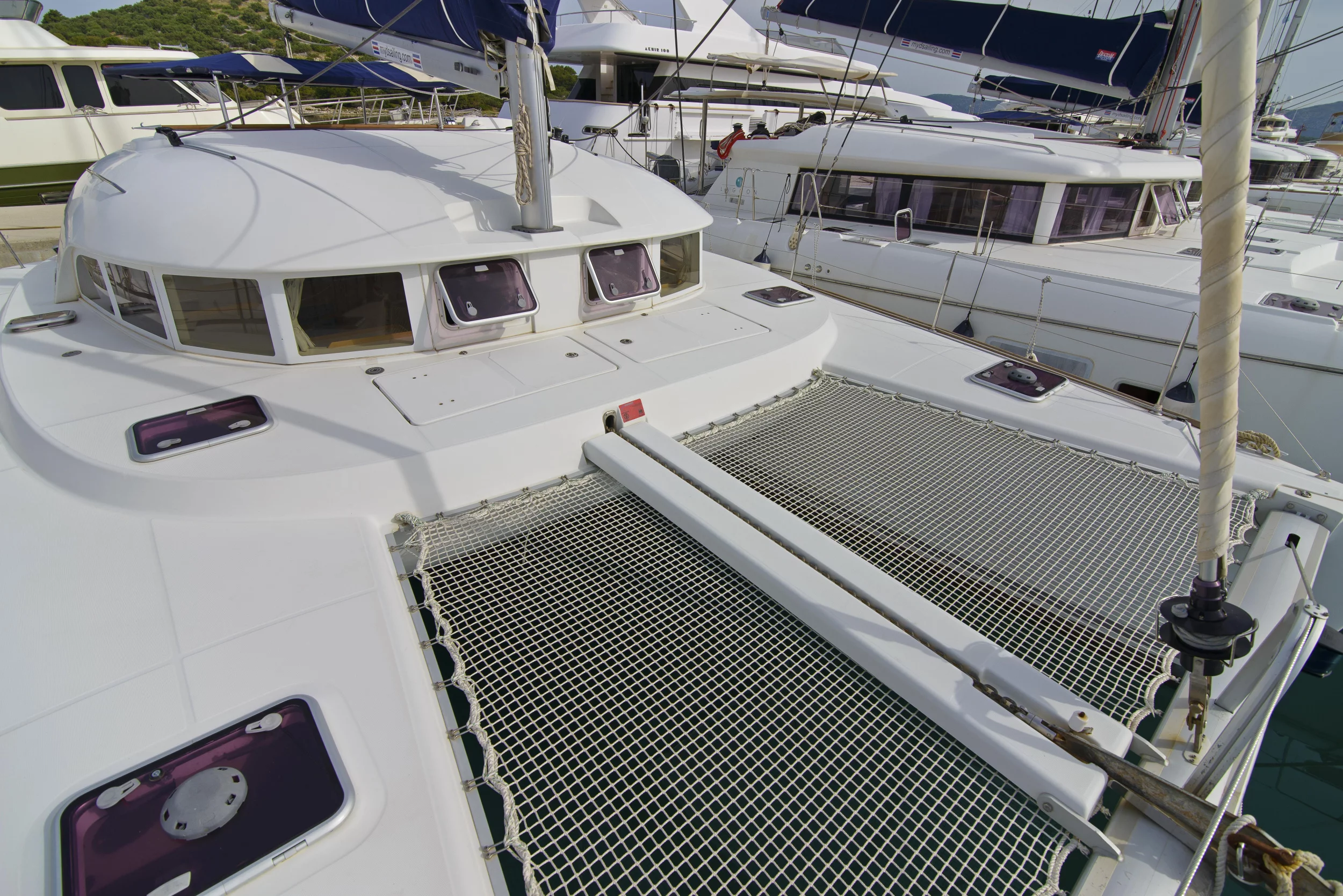 Lagoon 380 (Shona)  - 4