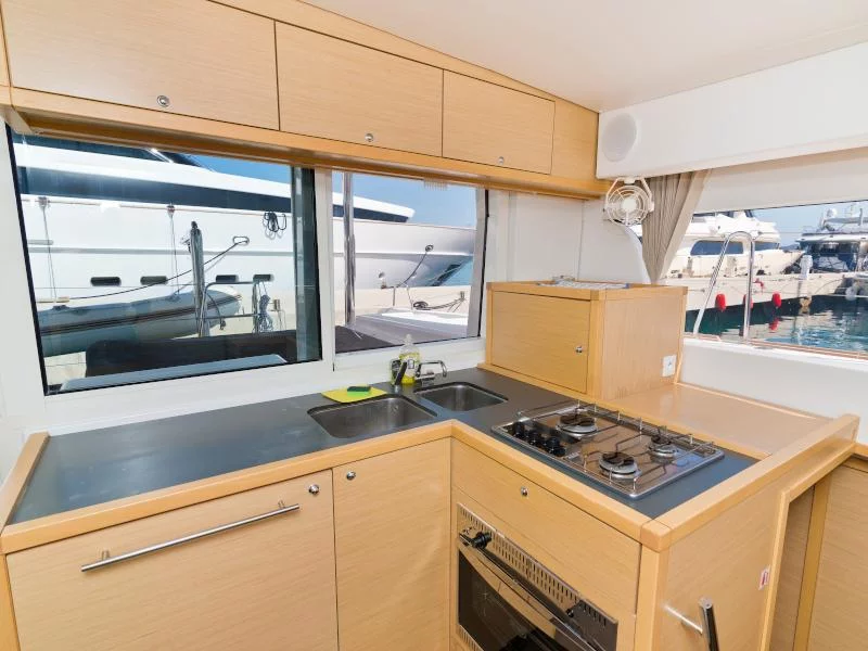 Lagoon 39 (Tortola) Interior image - 2