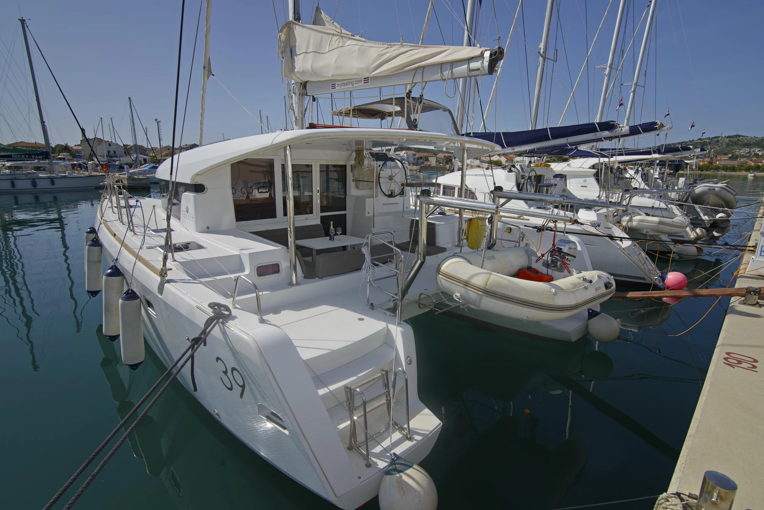 Lagoon 39 (Tortola)  - 9