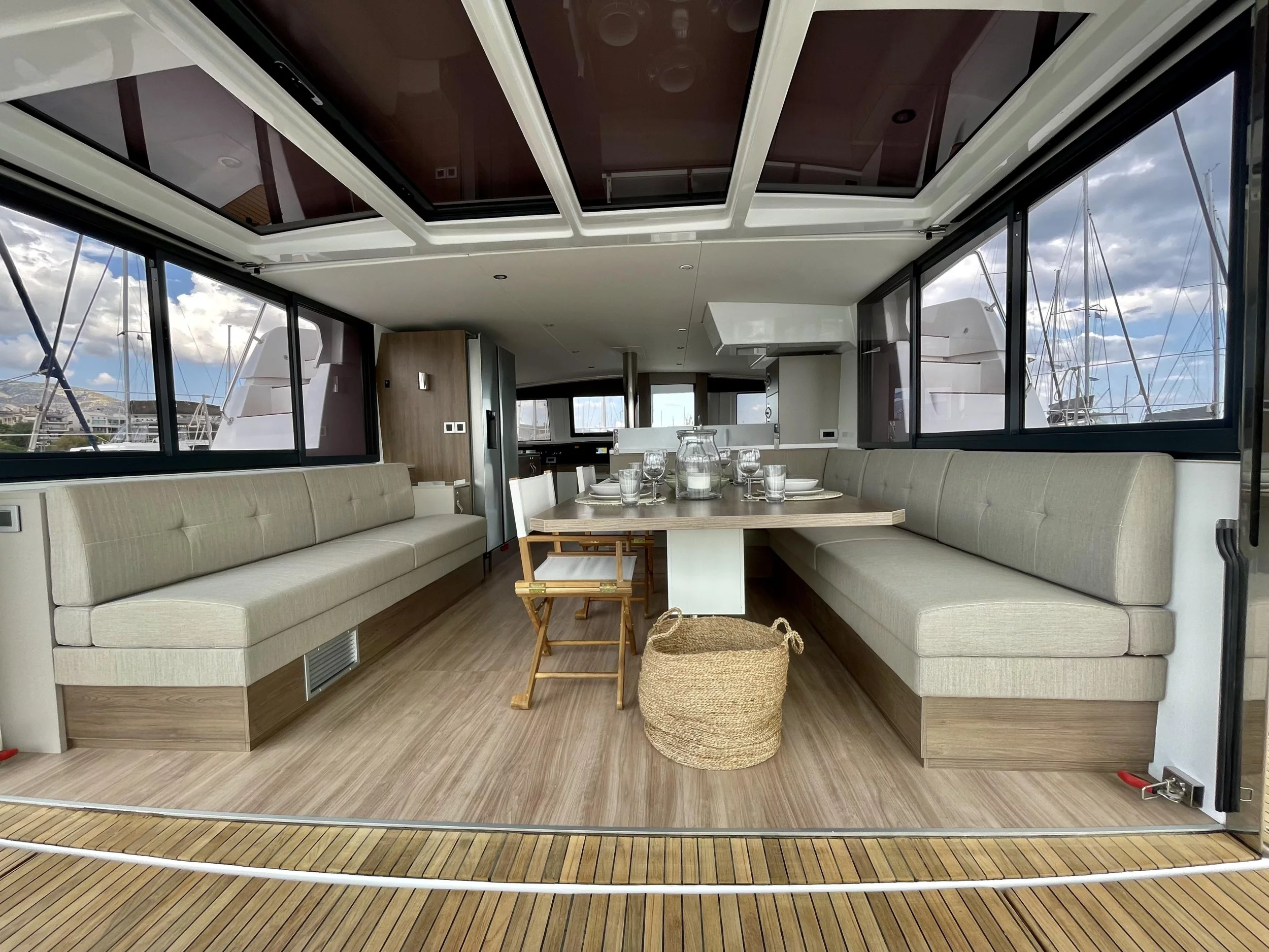Bali 4.8 (Romar III) Interior image - 7
