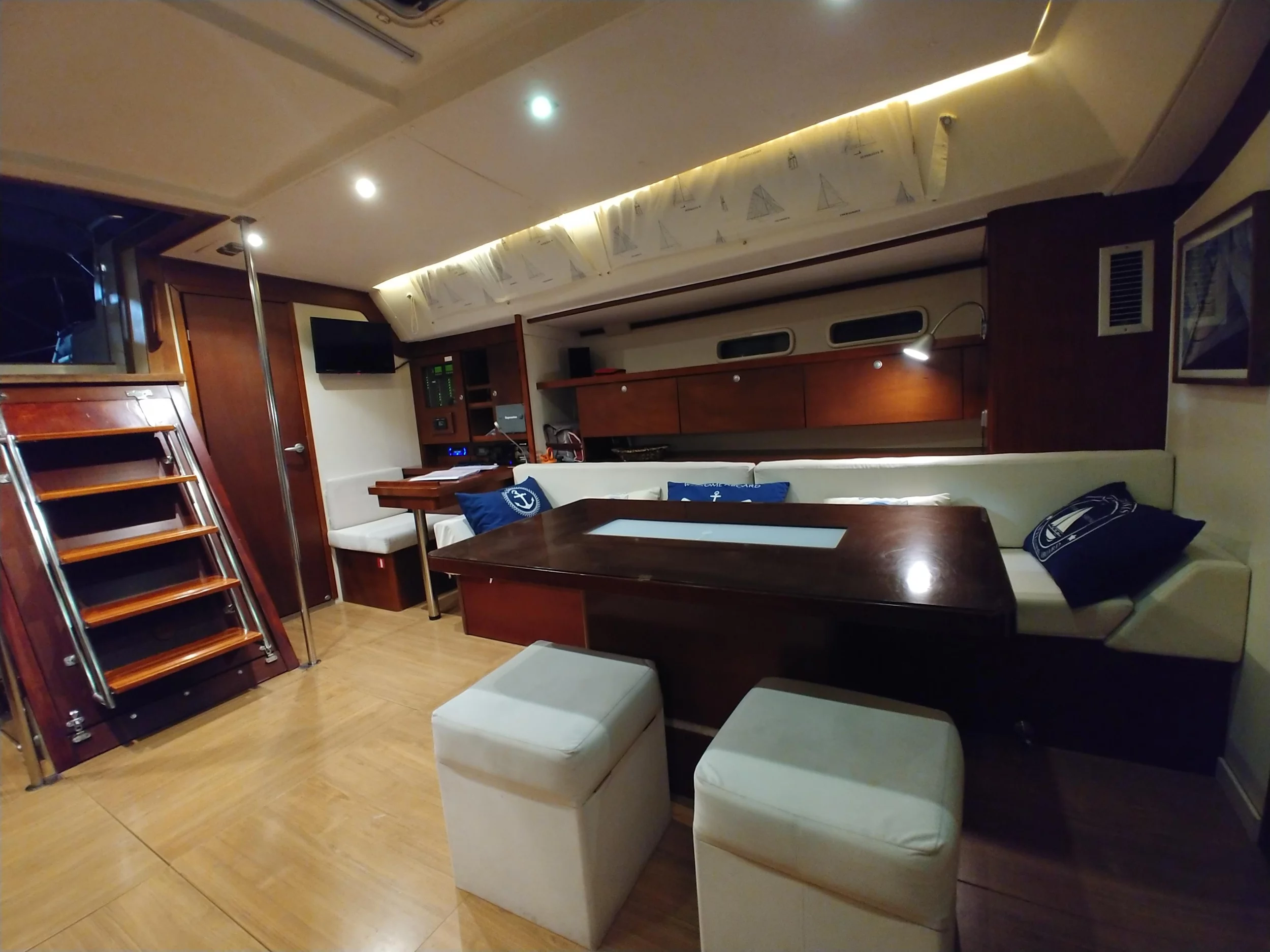Hanse 540e (APOLLONIS)  - 48