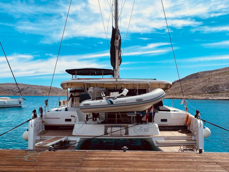 Photo #1 - Lagoon 42 (AURA) en Split - 16621