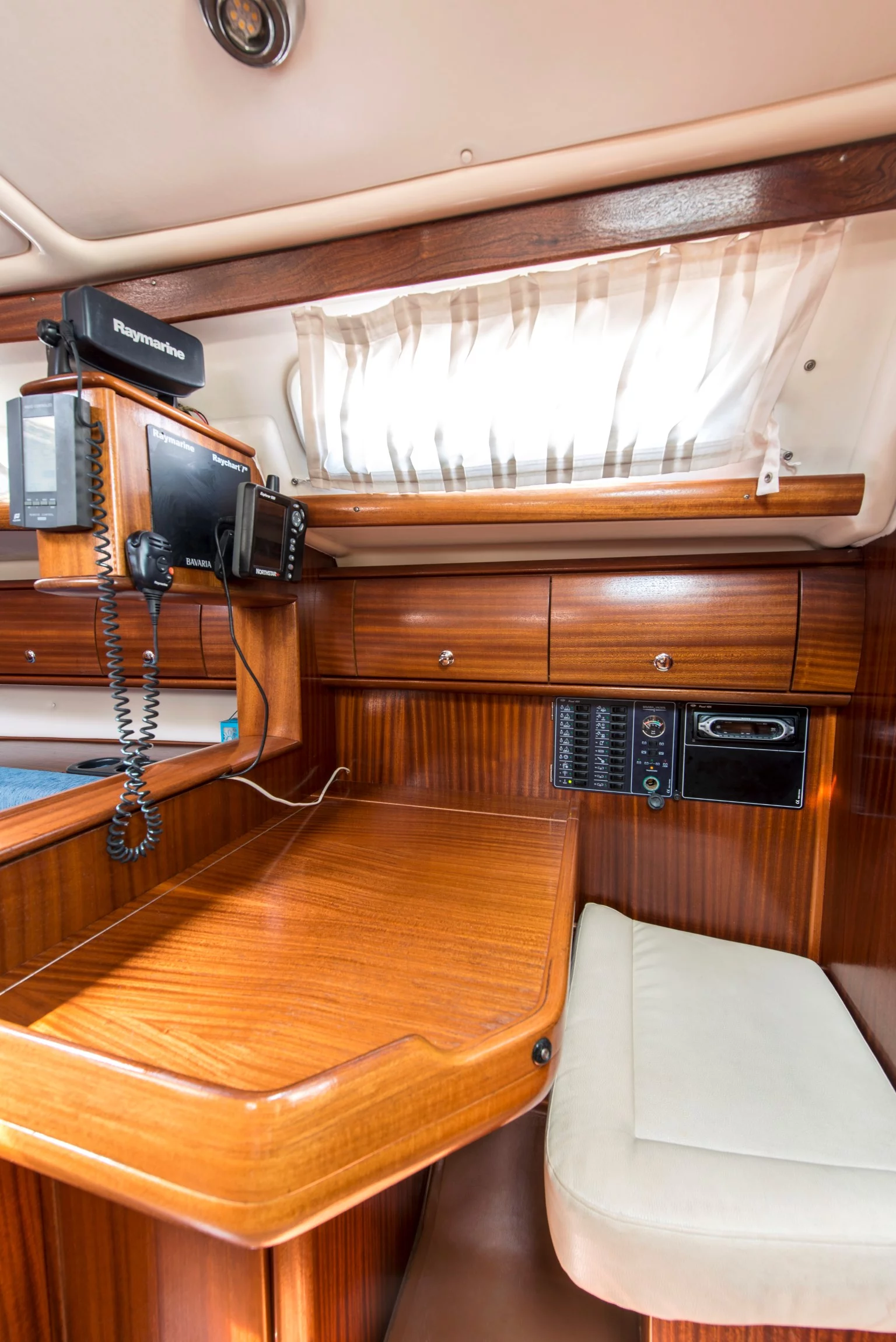 Bavaria 36 (Arcobaleno)  - 11