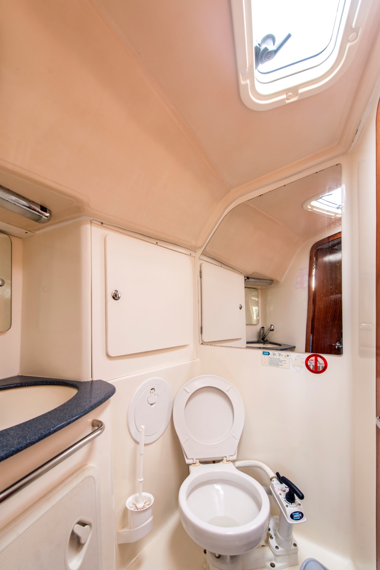 Photo #2 - Bavaria 36 (Arcobaleno) en Ladochori - 17479