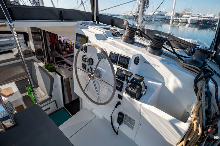 Fountaine Pajot Isla 40 — photo 102
