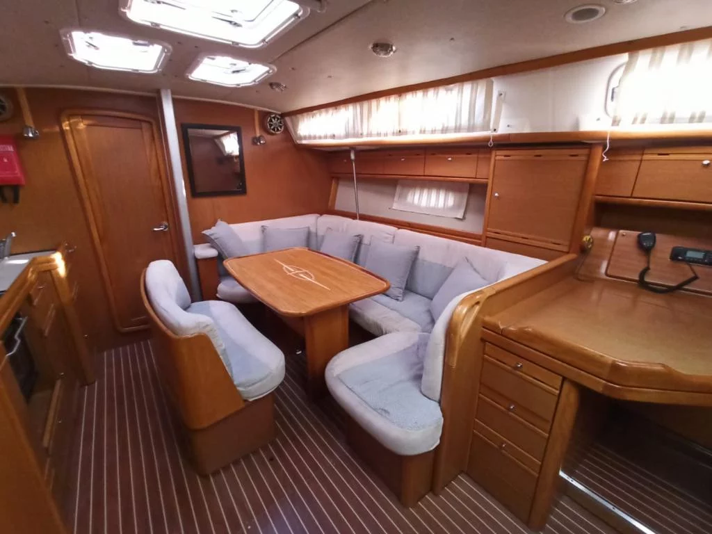 Bavaria 40 Cruiser (Santana)  - 4