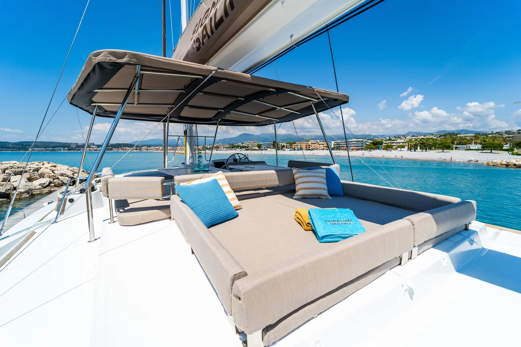 Bali 5.4 (10 berths -SC) (Signature Concept)  - 18
