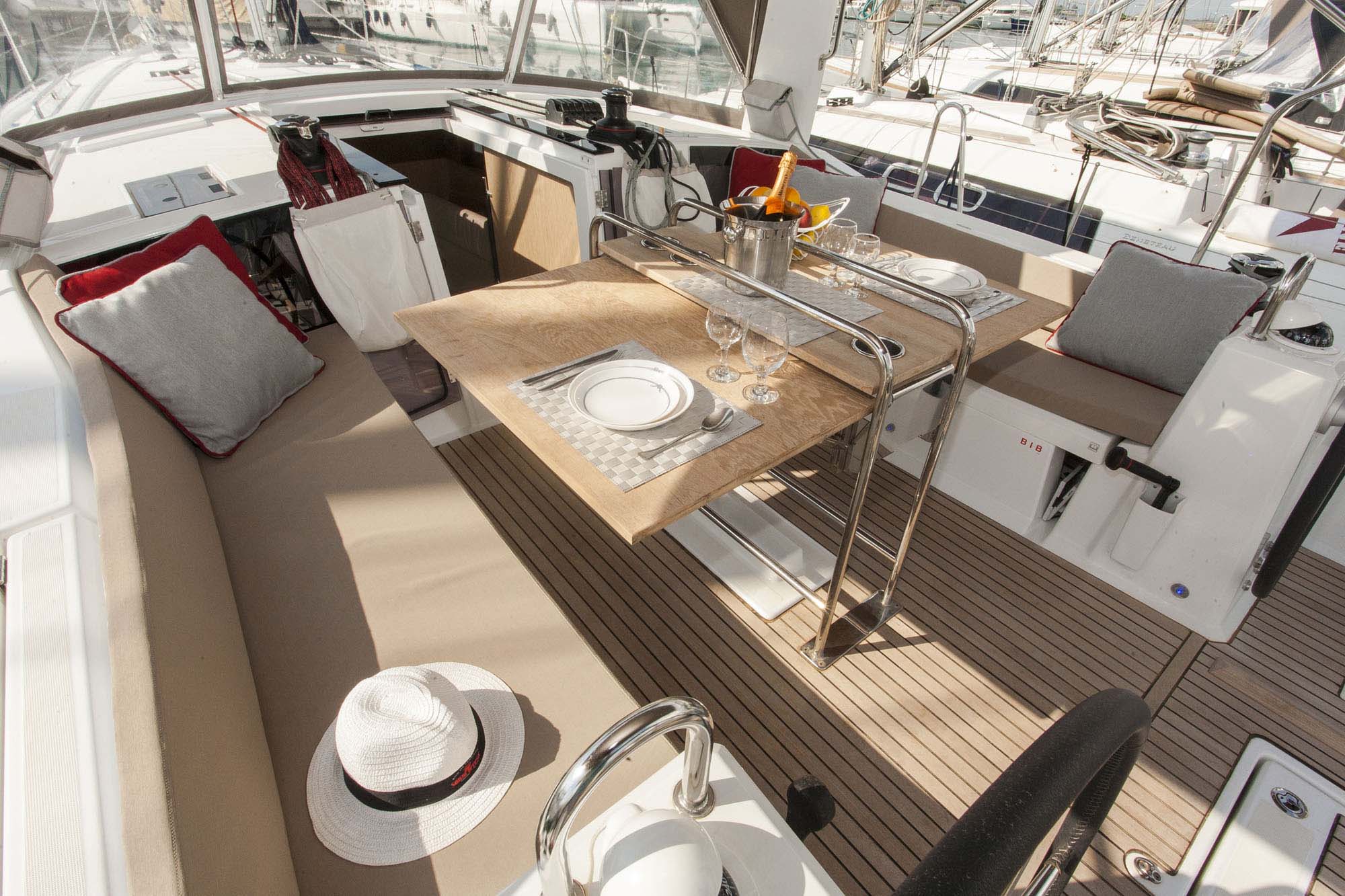 Photo #3 - Oceanis 41.1 (Foreigner) en Lefkada - 6289