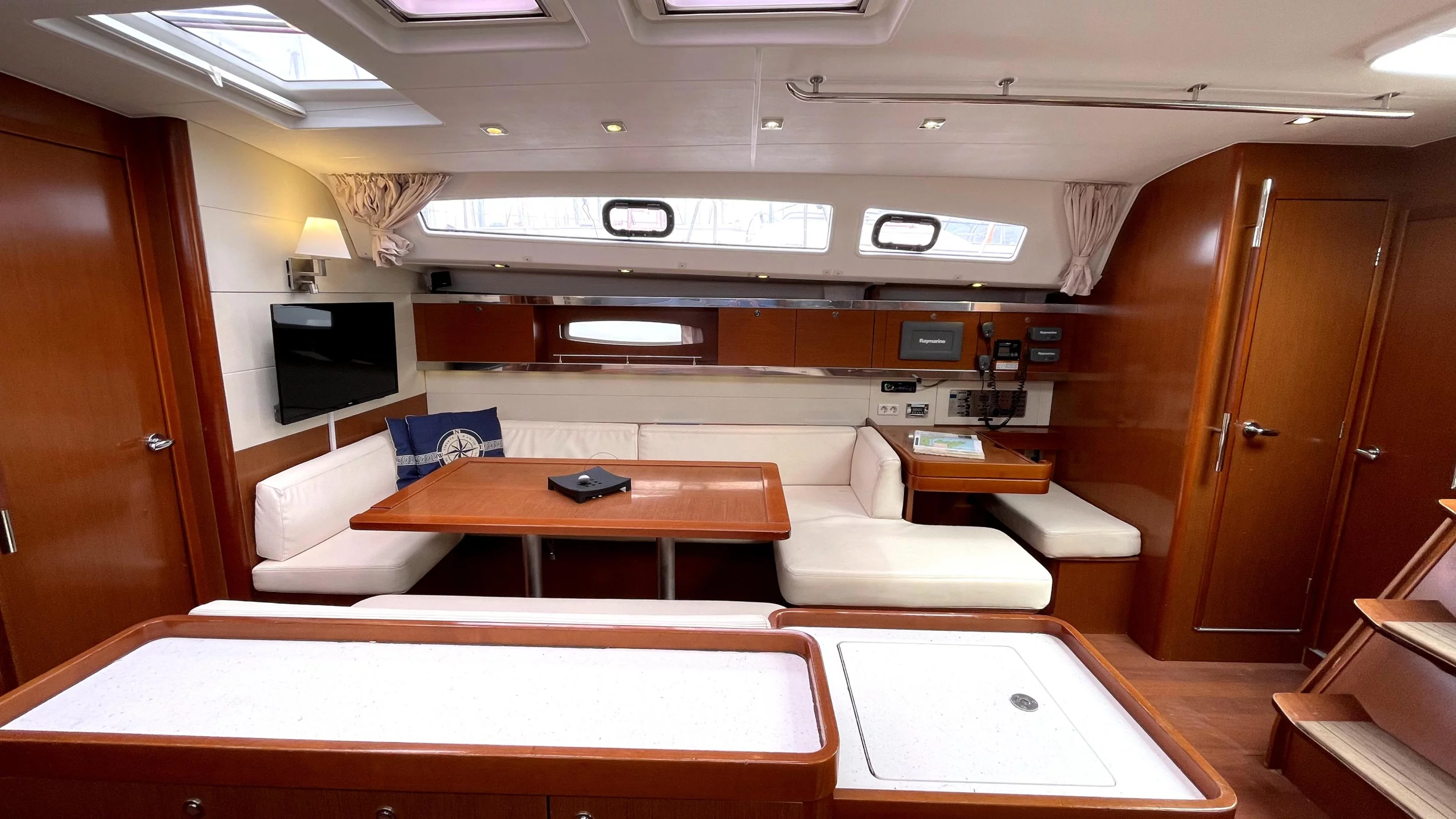 Oceanis 50 (Thano ( - - 12 pax))  - 9