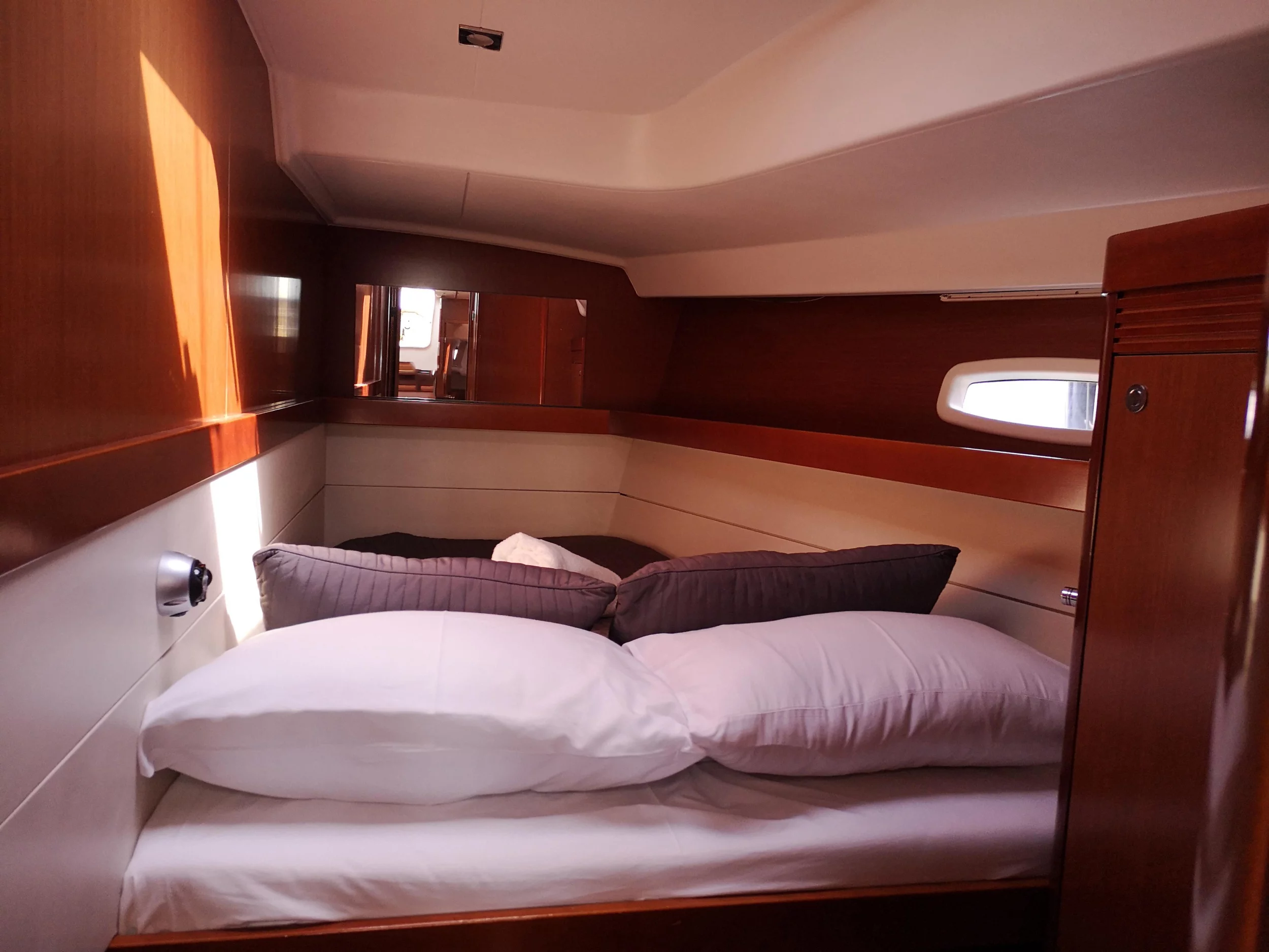 Oceanis 50 (Thano ( - - 12 pax))  - 14