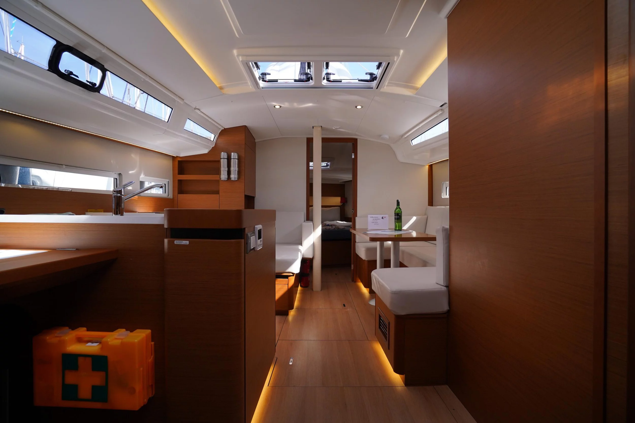 Sun Odyssey 410 (Free Me)  - 16