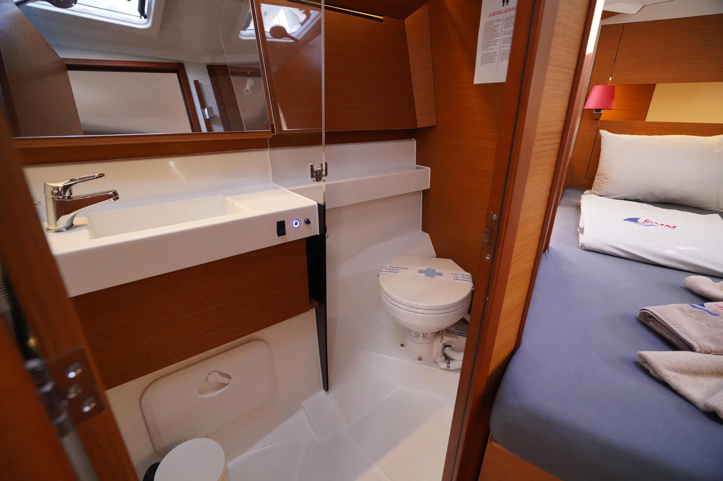 Sun Odyssey 410 (Free Me)  - 25