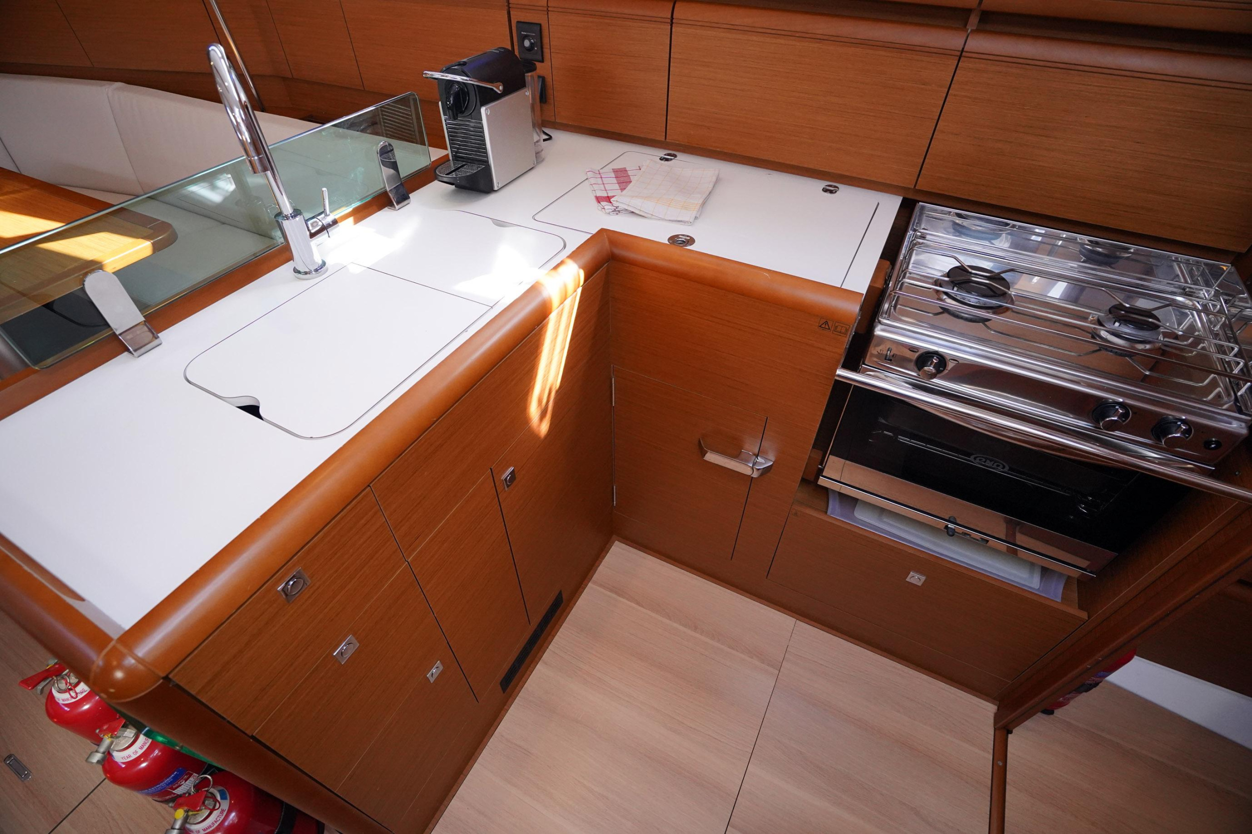 Photo #12 - Sun Odyssey 389 (Gin Fizz) in Marmaris - 13440