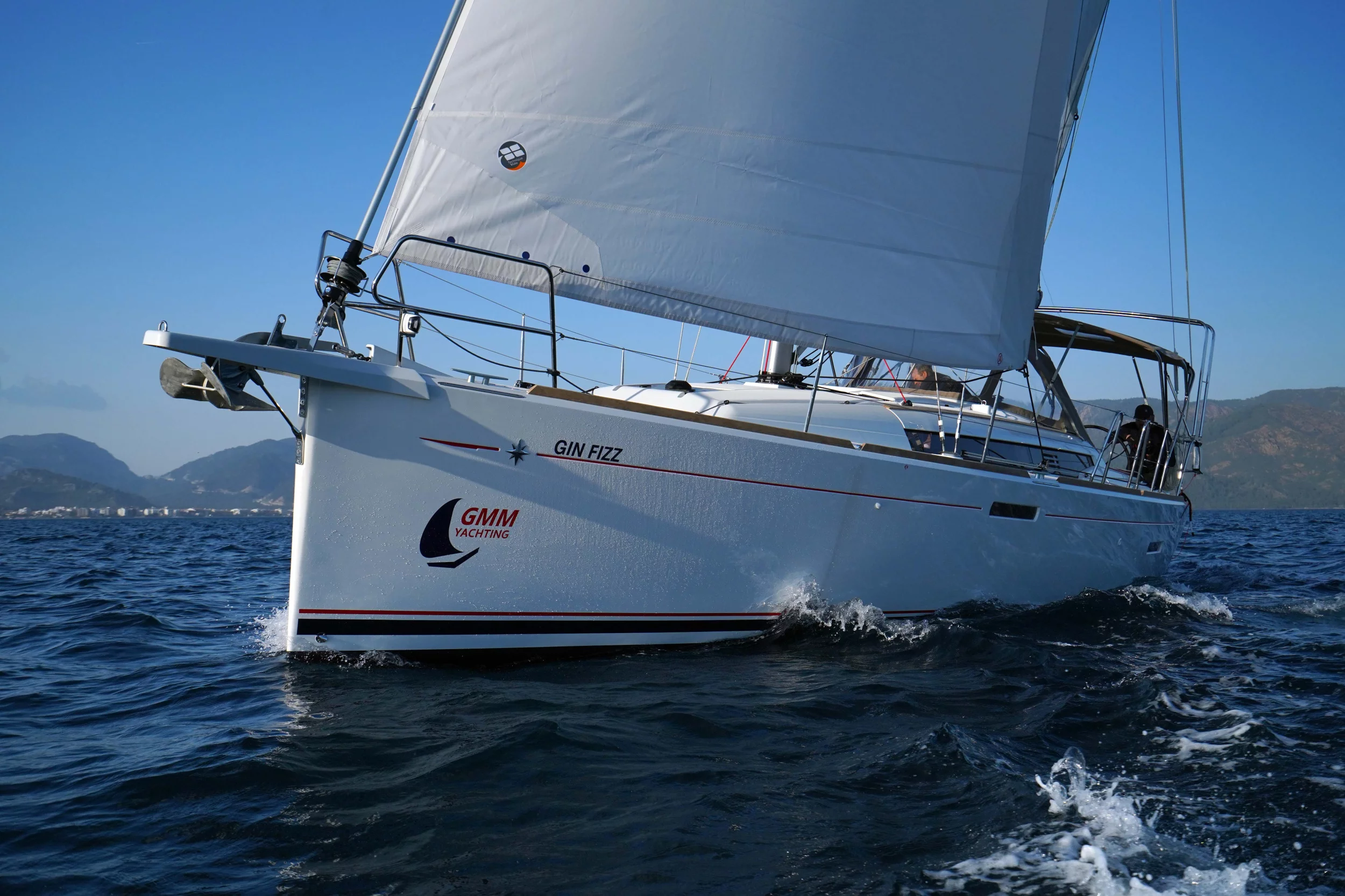 Sun Odyssey 389 (Gin Fizz)  - 7