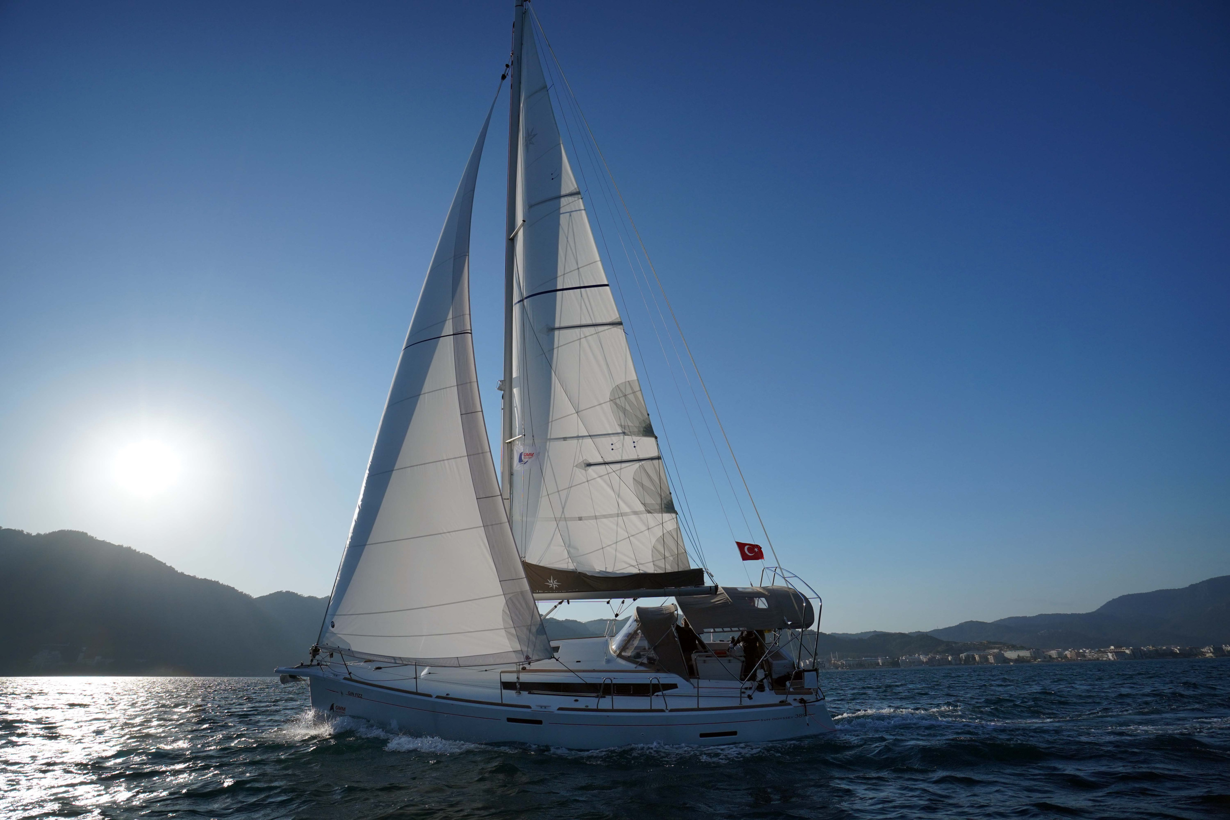 Photo #3 - Sun Odyssey 389 (Gin Fizz) in Marmaris - 13440