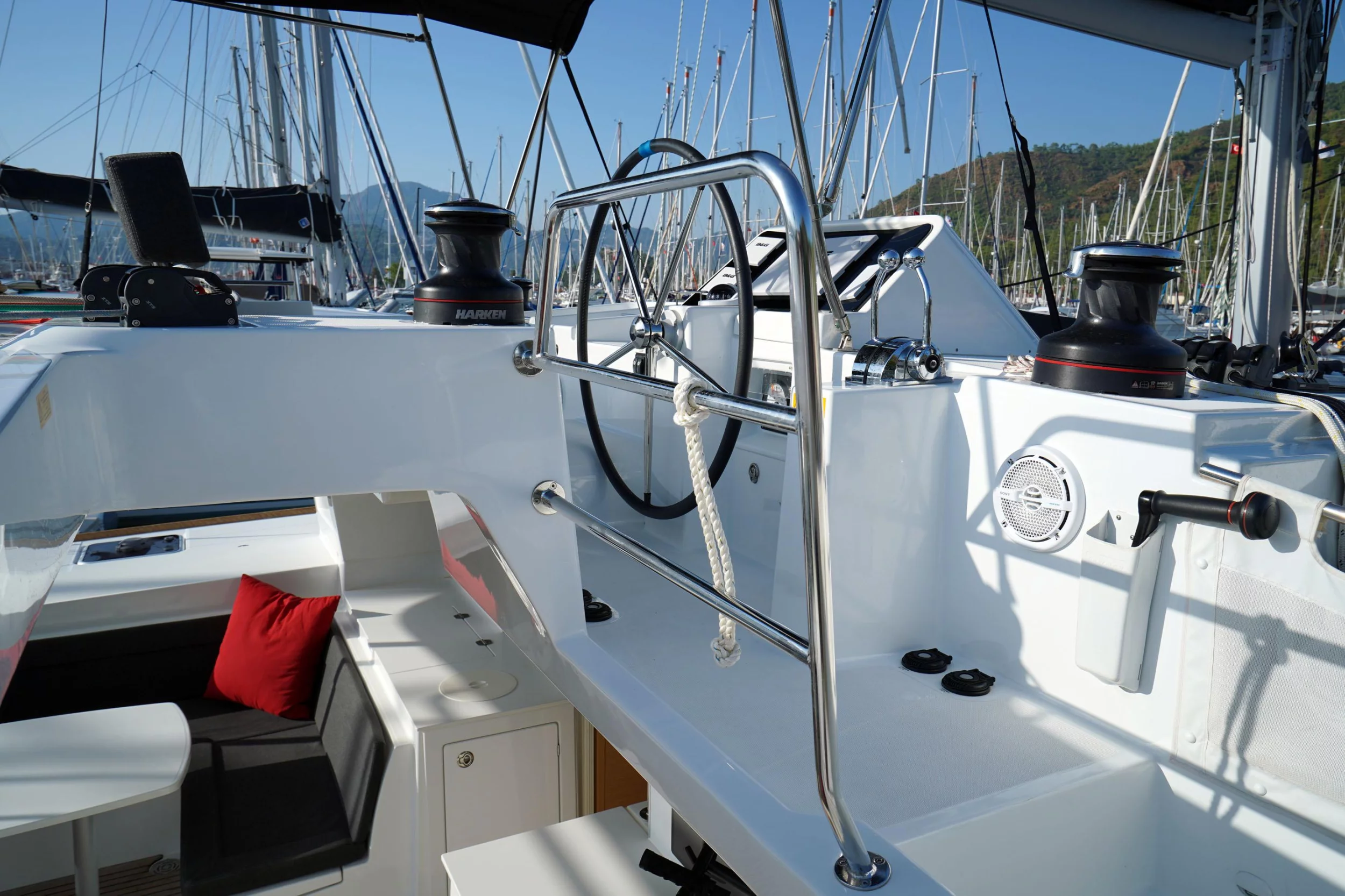 Lagoon 450F (Big Dream)  - 20