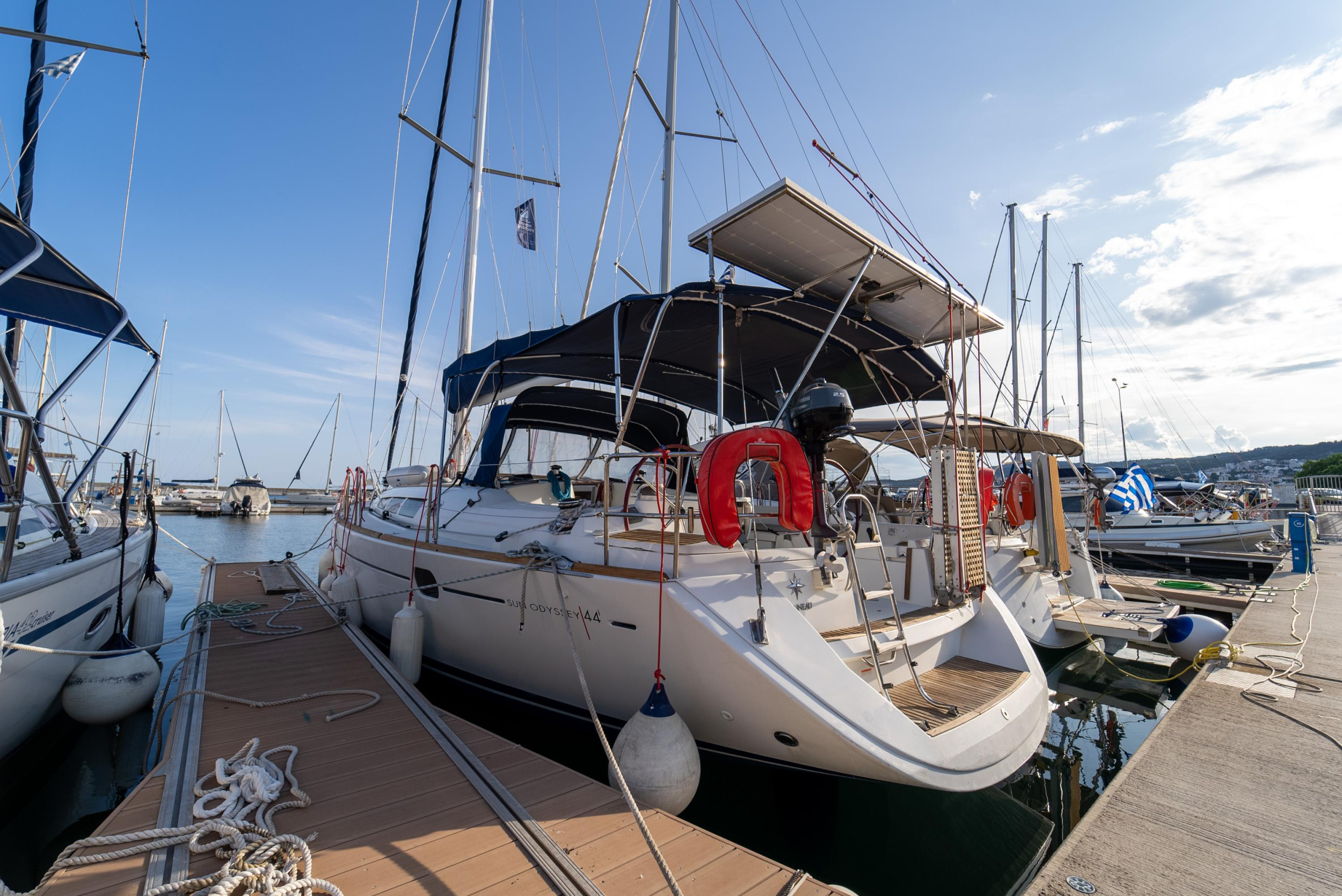 Photo #17 - Sun Odyssey 44 i (Beethoven ( with Bowthruster, Solar Panels)) in Kavala - 12660