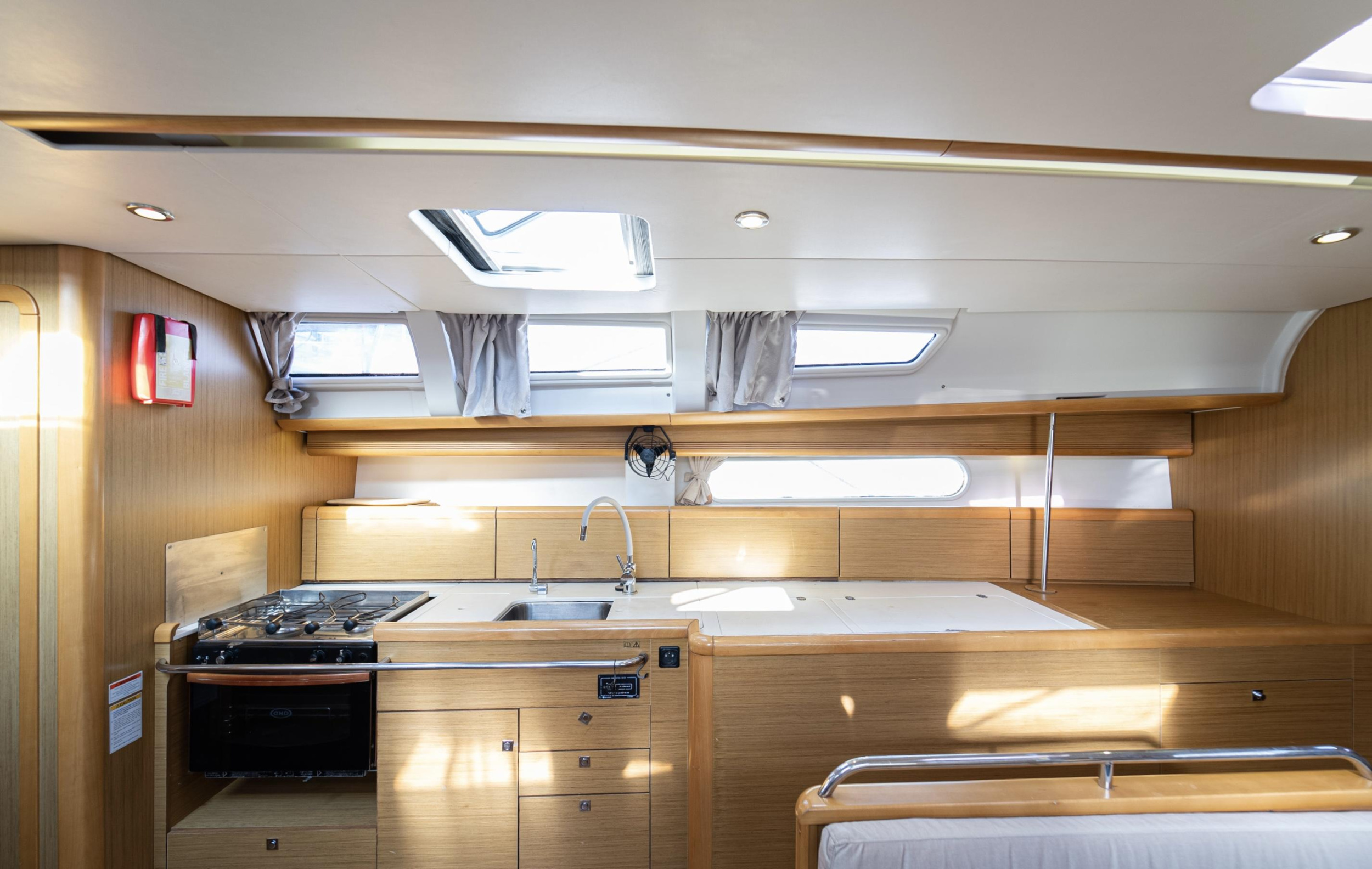 Photo #15 - Sun Odyssey 44 i (Beethoven ( with Bowthruster, Solar Panels)) in Kavala - 12660