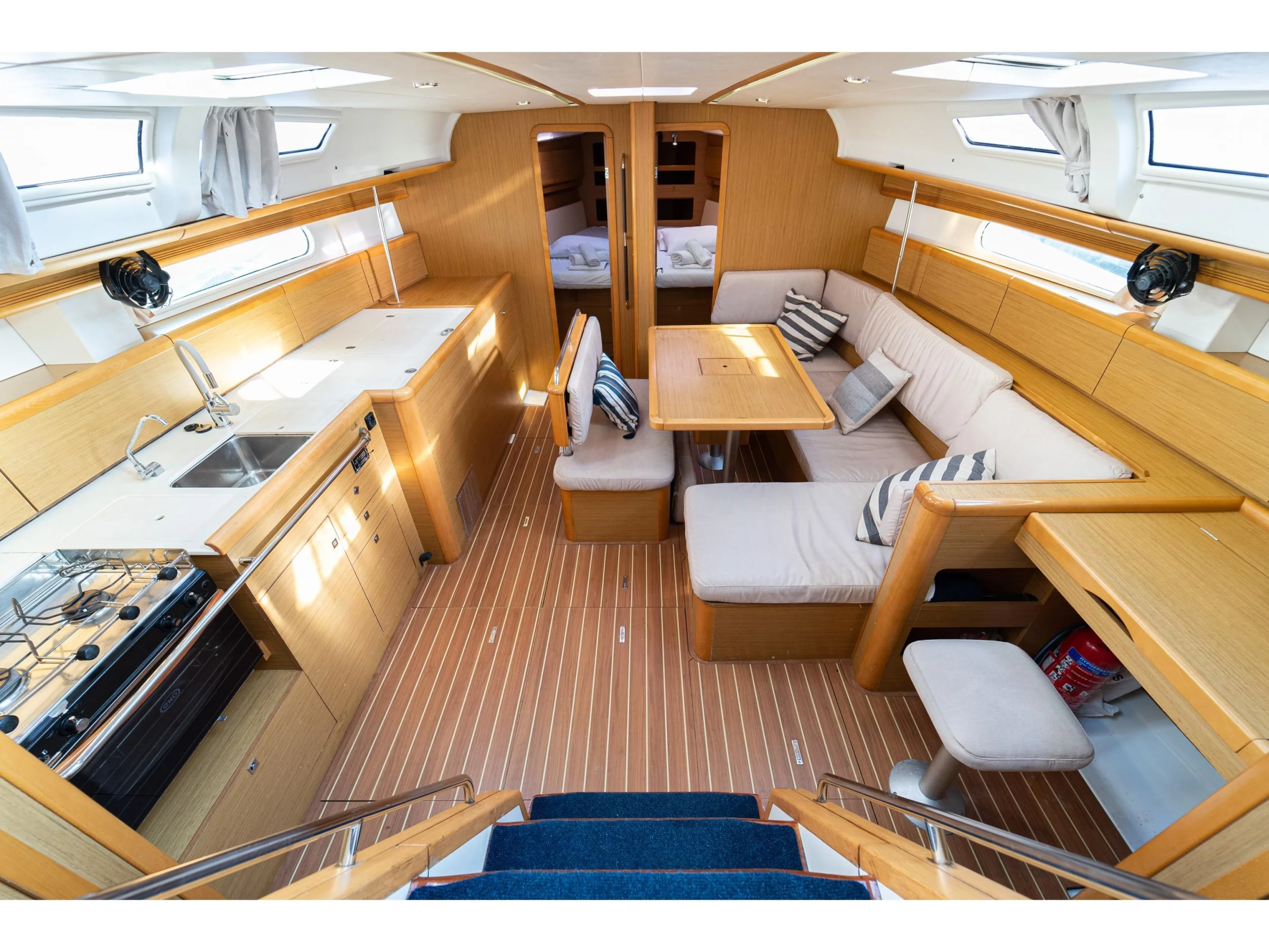 Sun Odyssey 44 i (Beethoven ( with Bowthruster, Solar Panels)) Interior image - 8