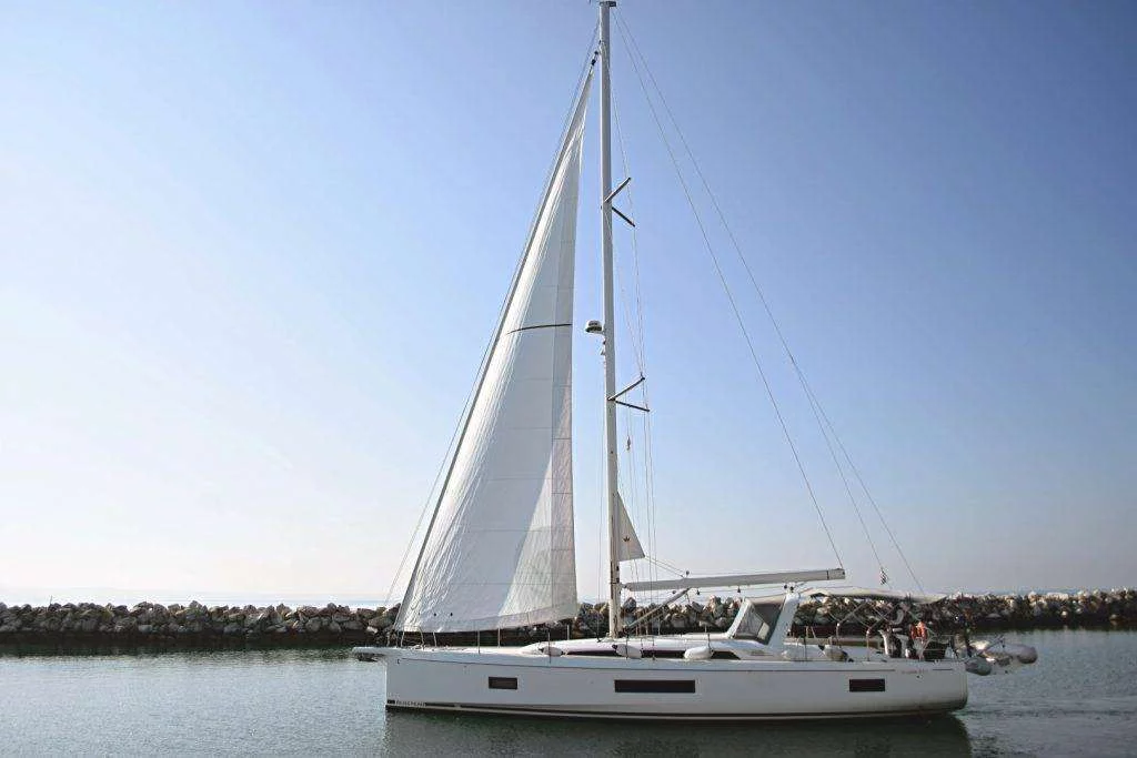 Oceanis 51.1 (Psari)  - 25