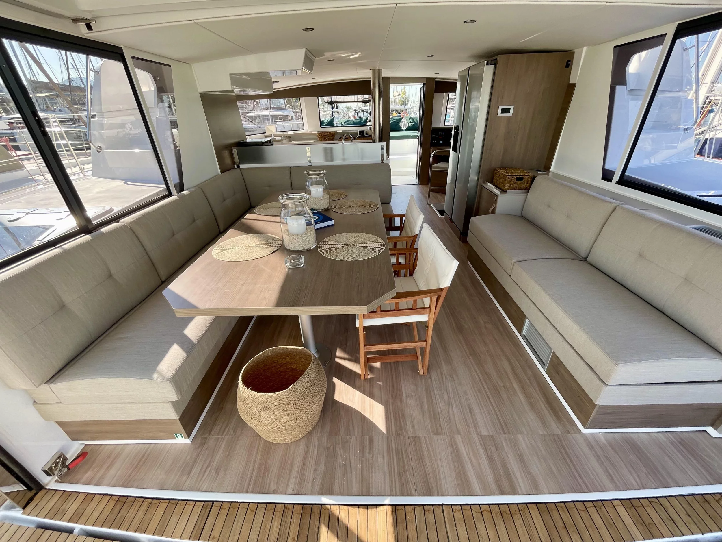 Bali 4.6 (Romar II) Interior image - 12