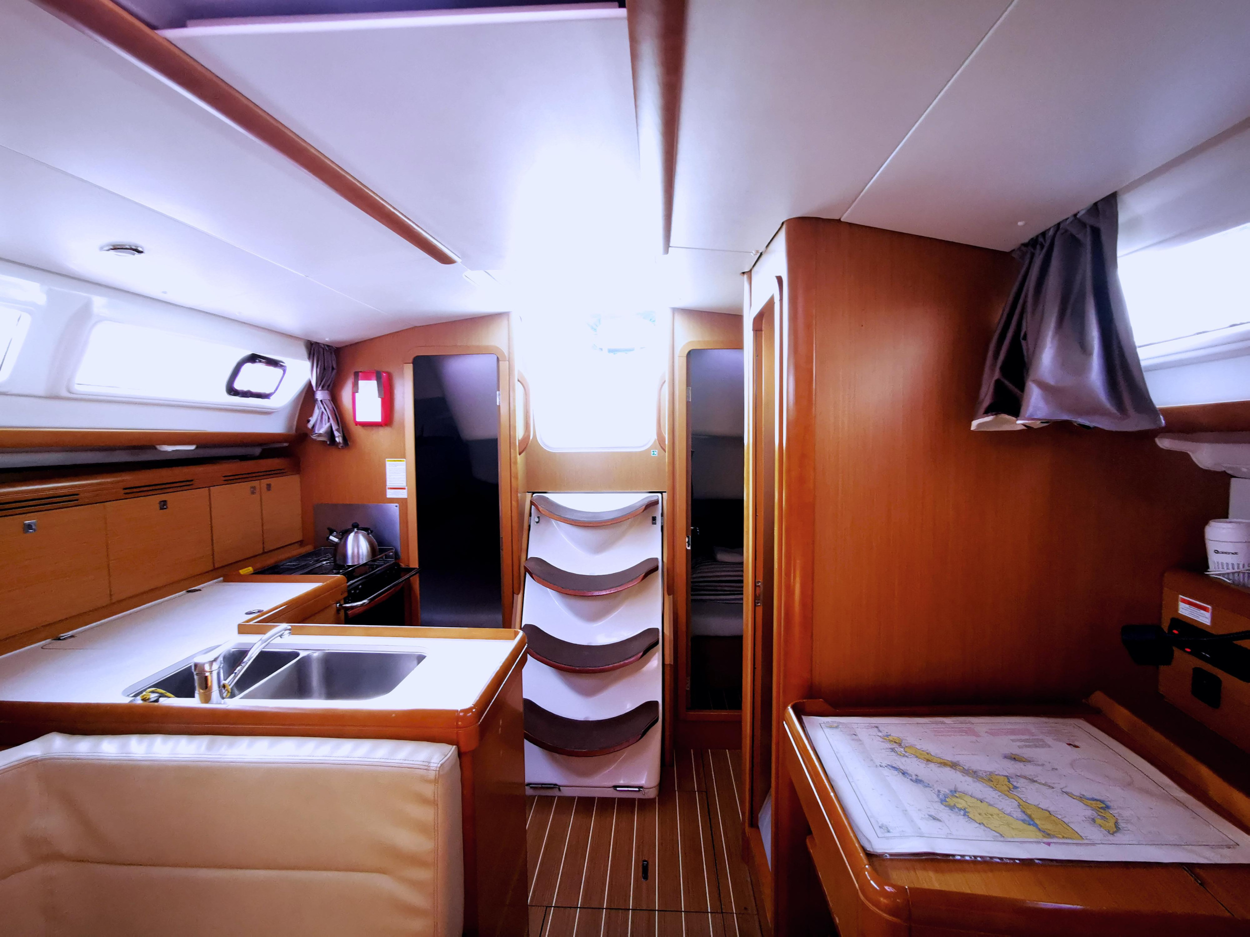 Photo #13 - Sun Odyssey 36i (Mia) in Novi Vinodolski - 9318
