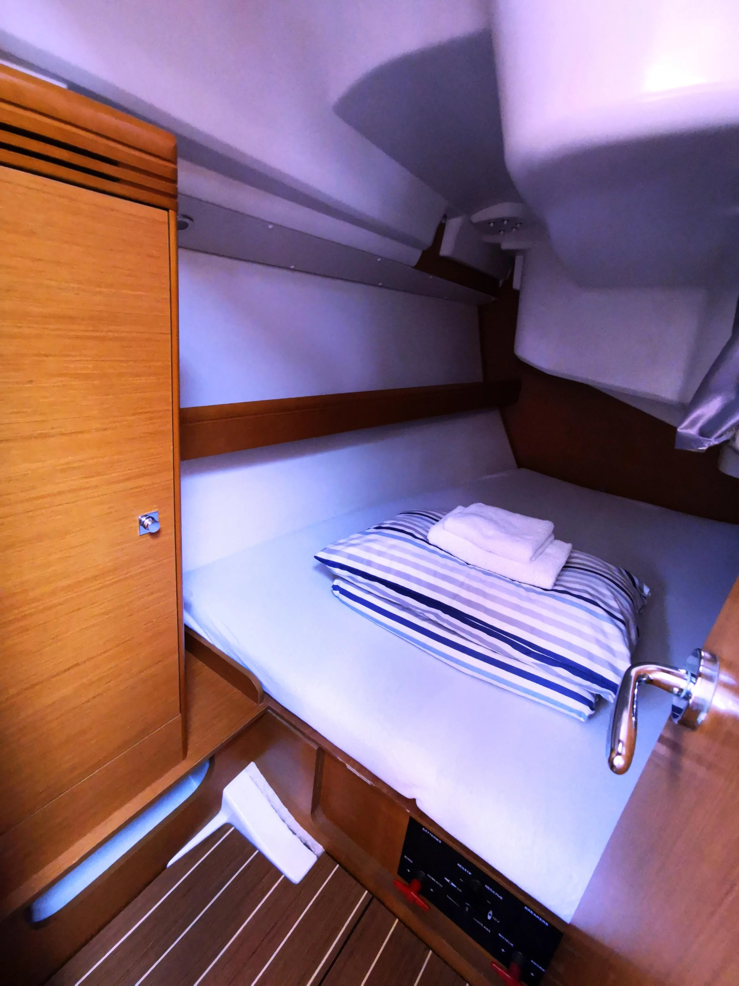 Sun Odyssey 36i (Mia)  - 10