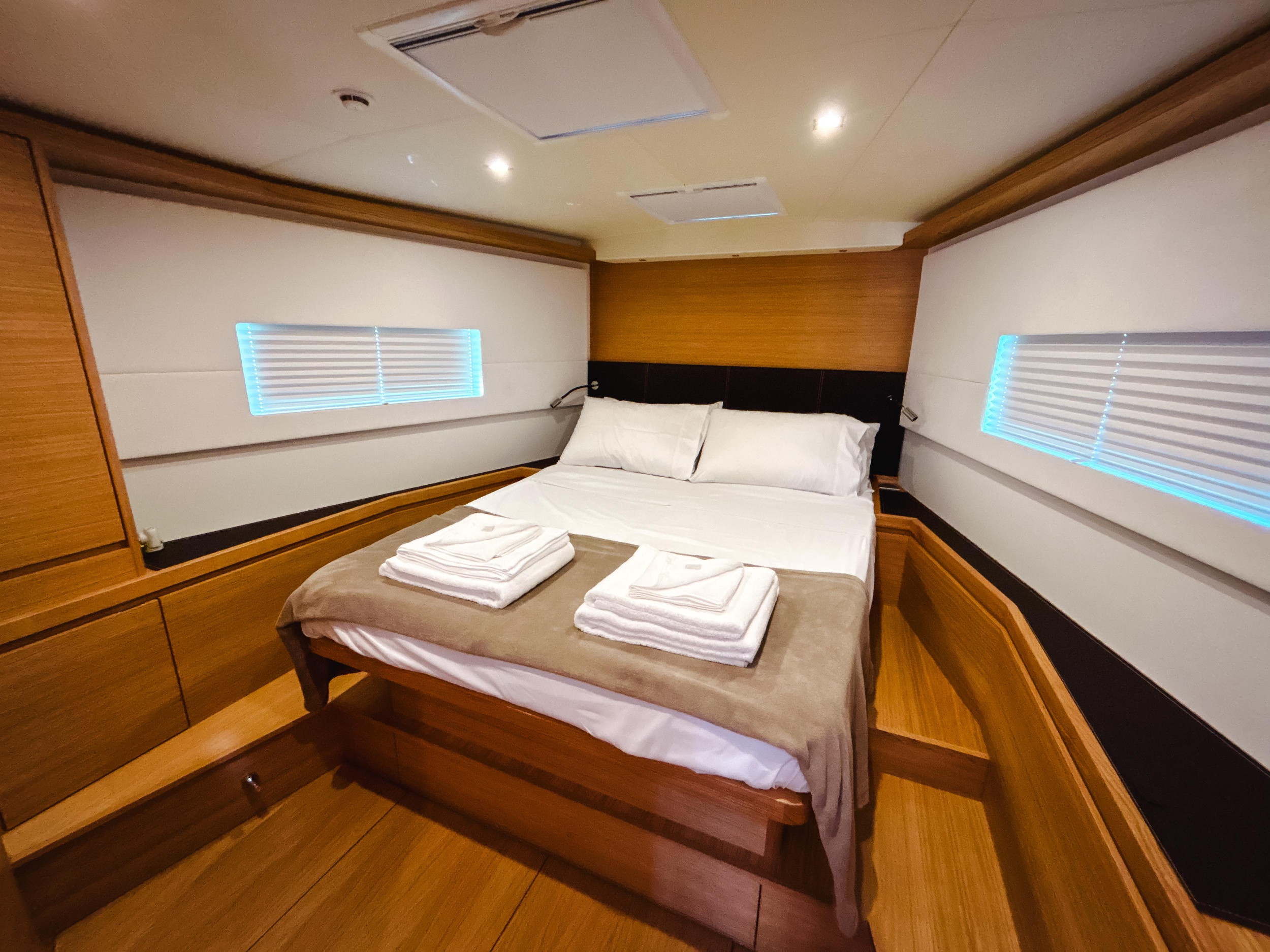 Solaris 50 — photo 3