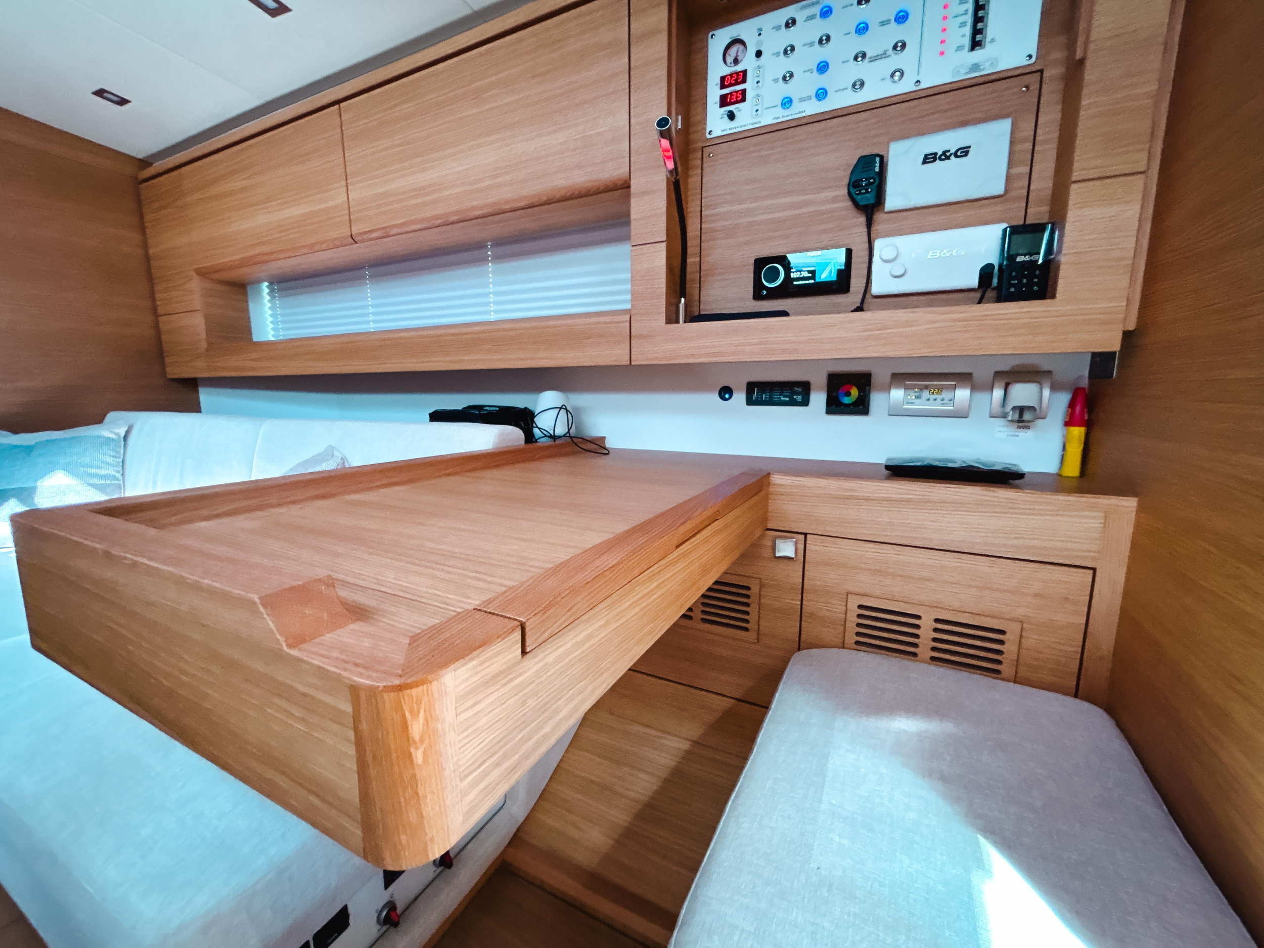 Solaris 50 — photo 16