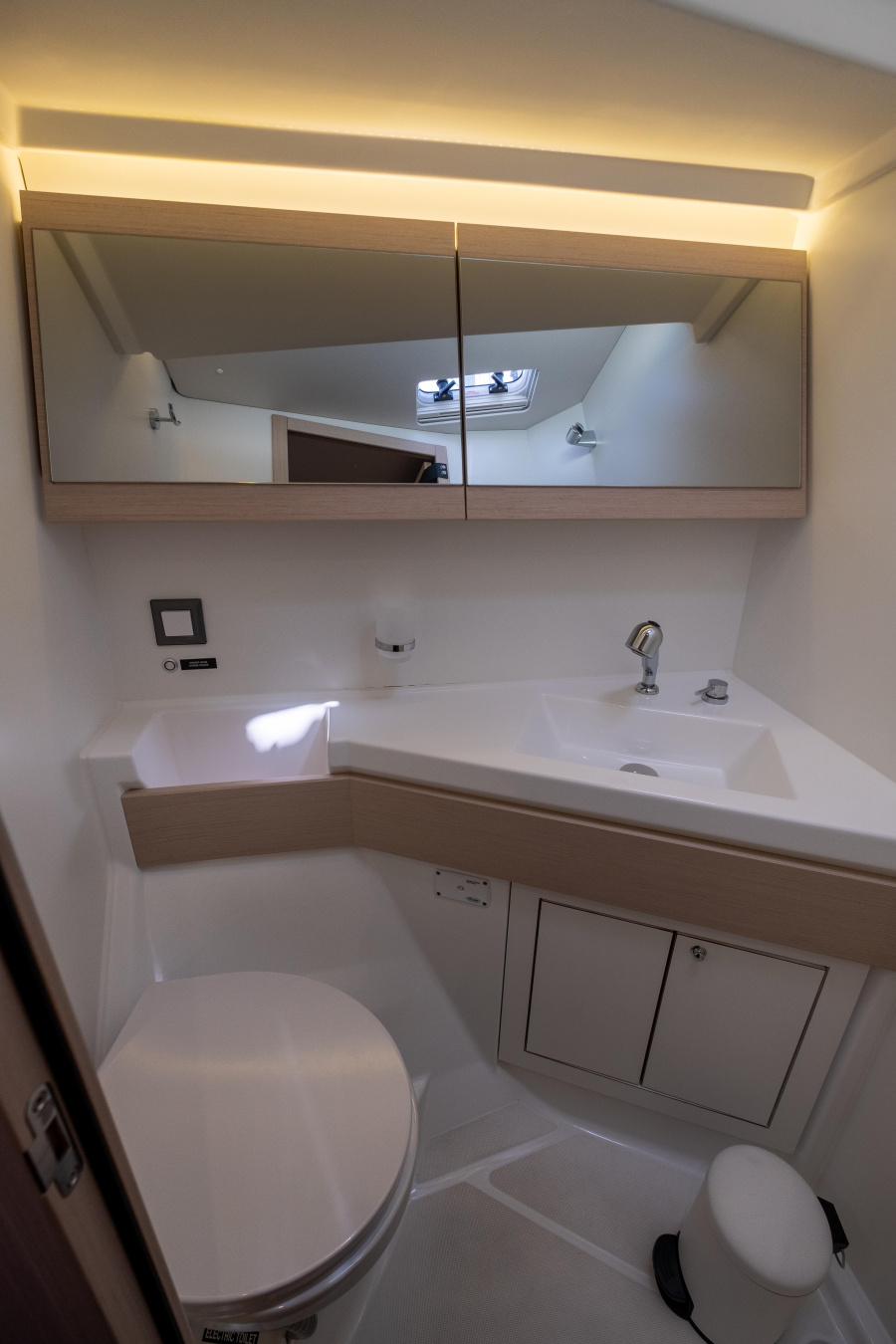 Oceanis 46.1 — photo 46