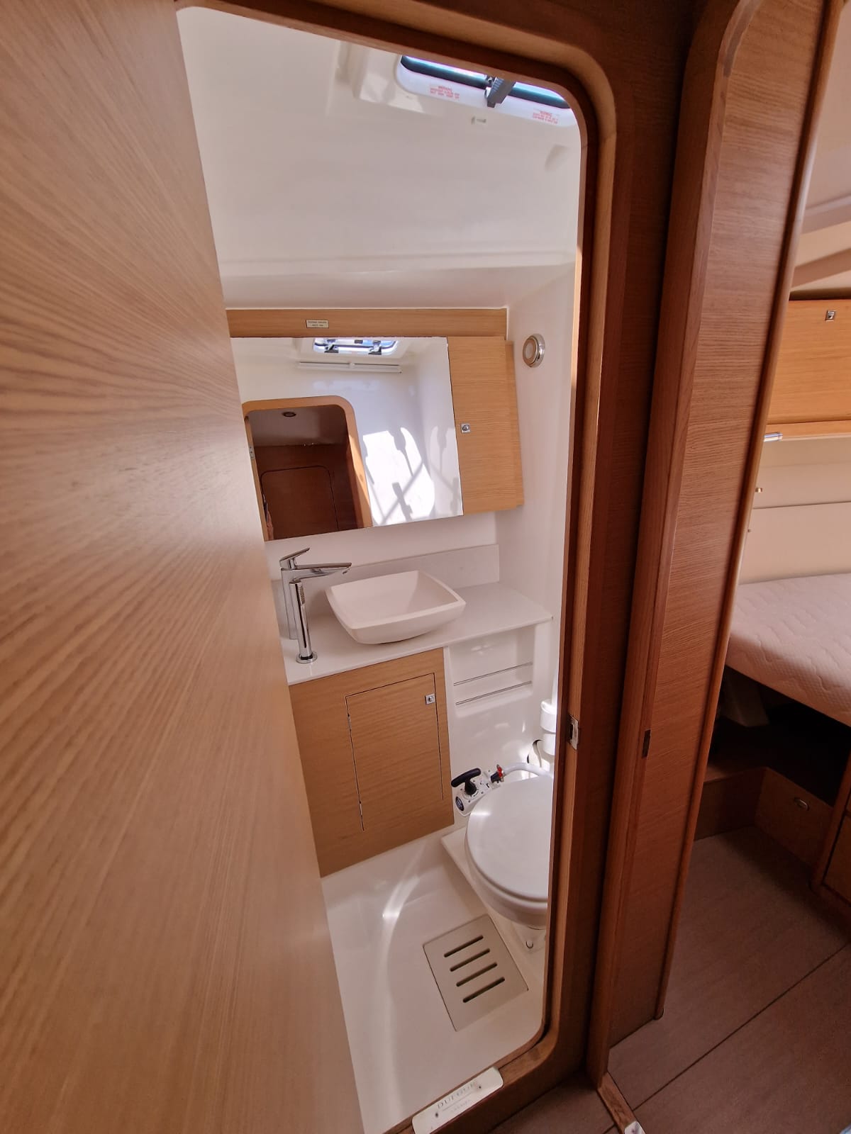 Photo #7 - Dufour 520 Grand Large (Sirius) in Portorosa - 9434