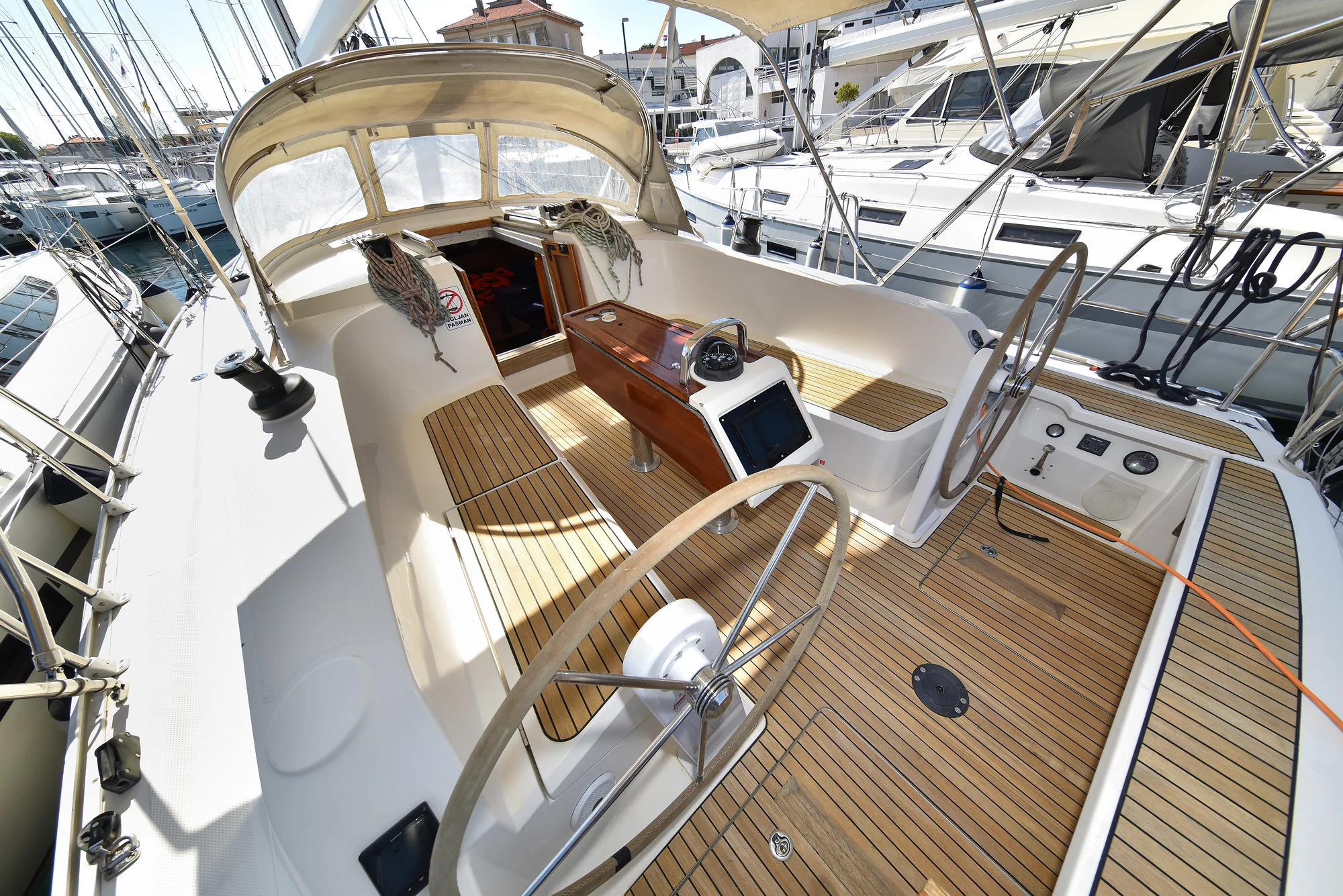 Bavaria Cruiser 41 (CHILL BILL)  - 23