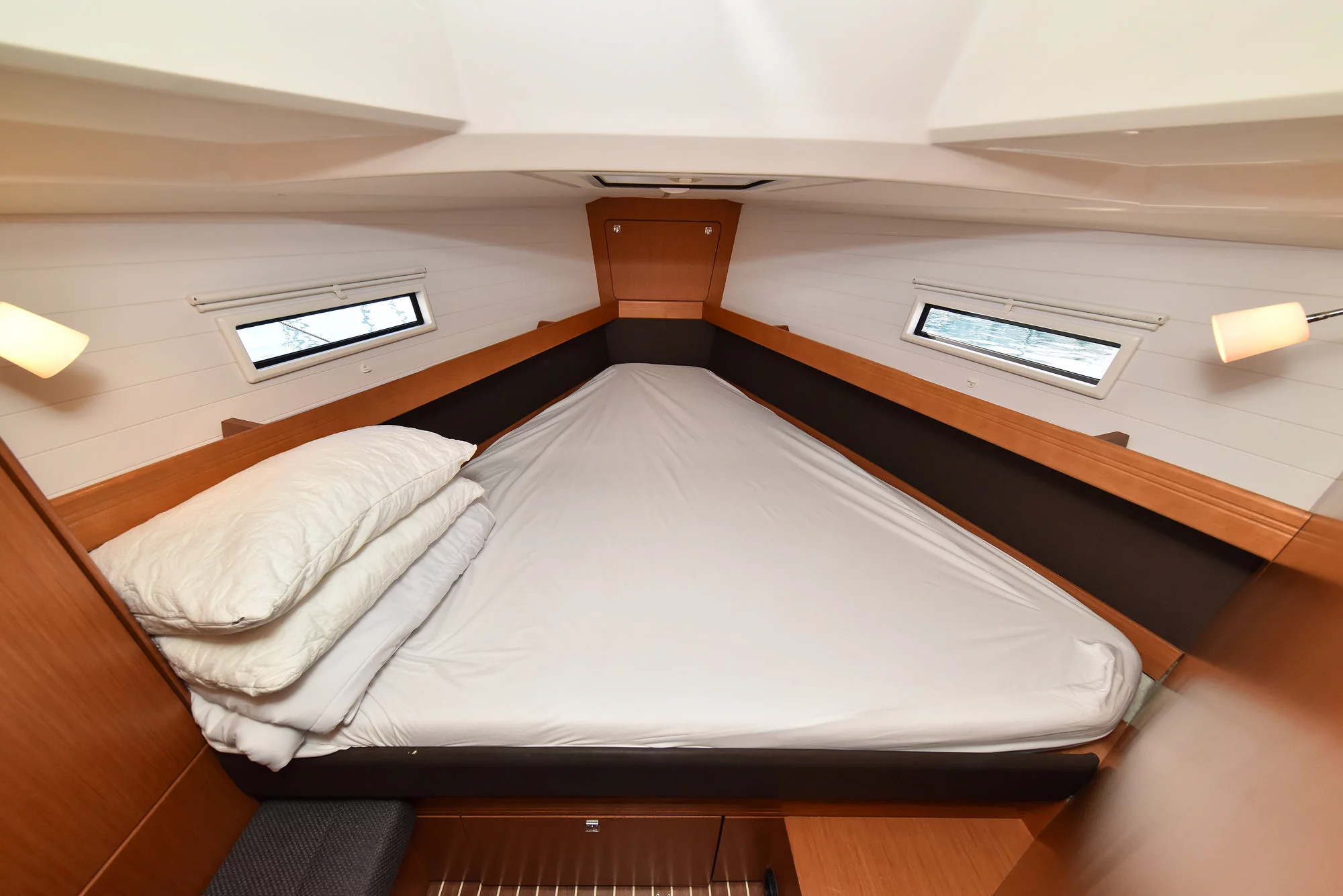 Bavaria Cruiser 41 (CHILL BILL)  - 26