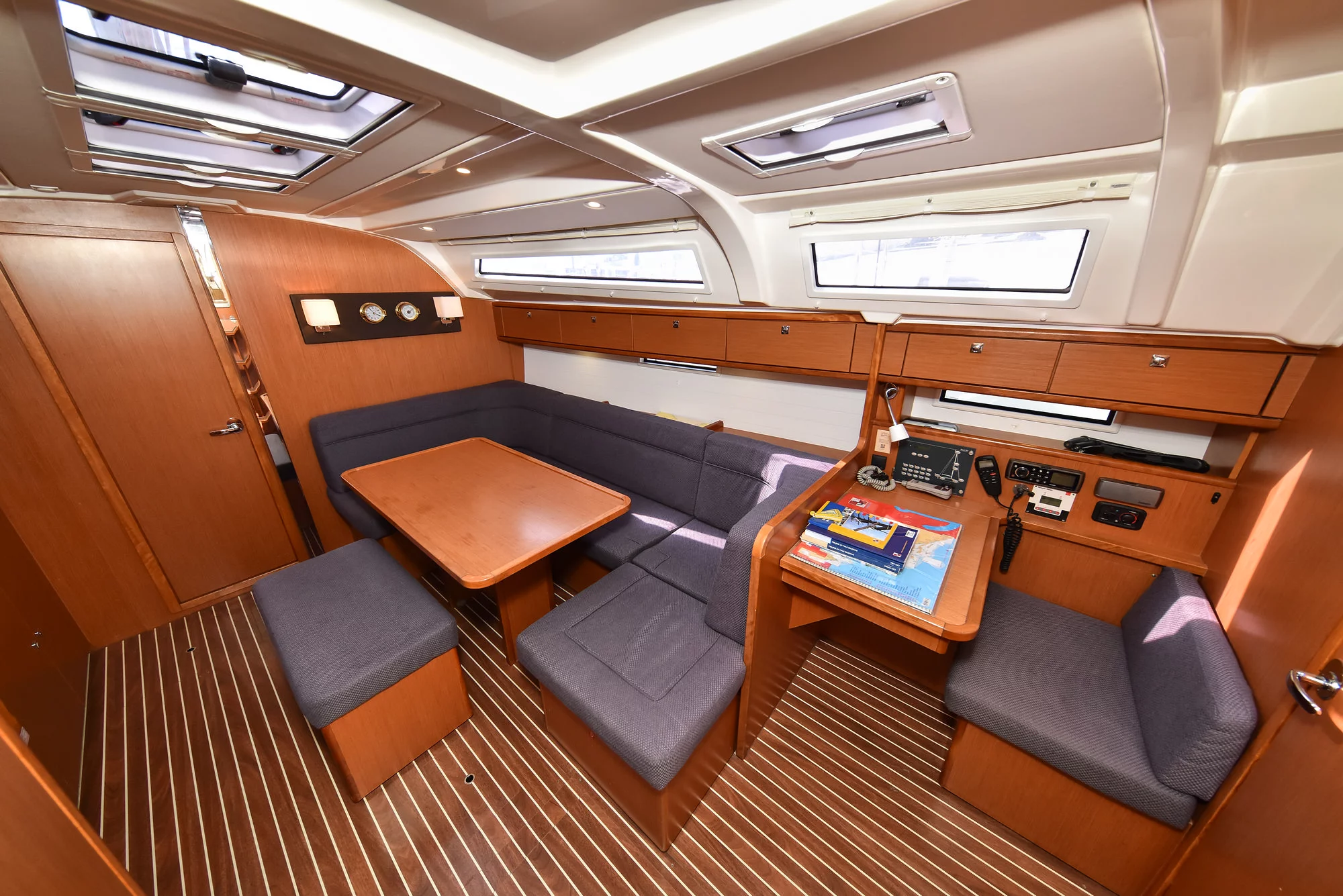 Bavaria Cruiser 41 (CHILL BILL)  - 30