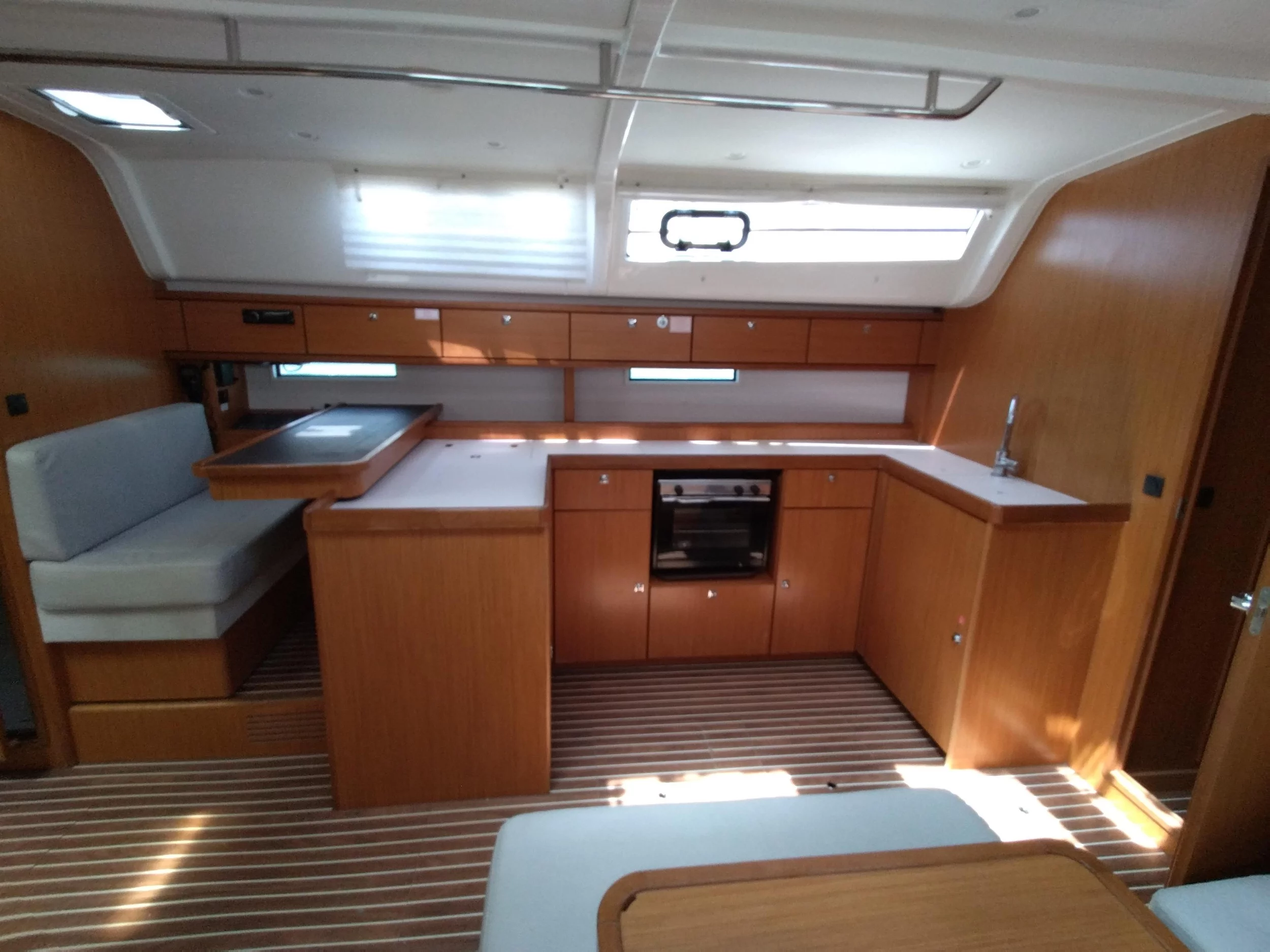 Bavaria Cruiser 51 (Gin Tonic)  - 31