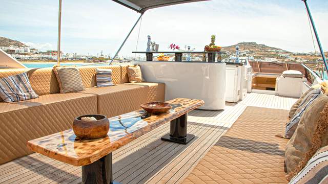 Photo #11 - Superphantom 85 Fly (Superphantom) en Mykonos - 19016