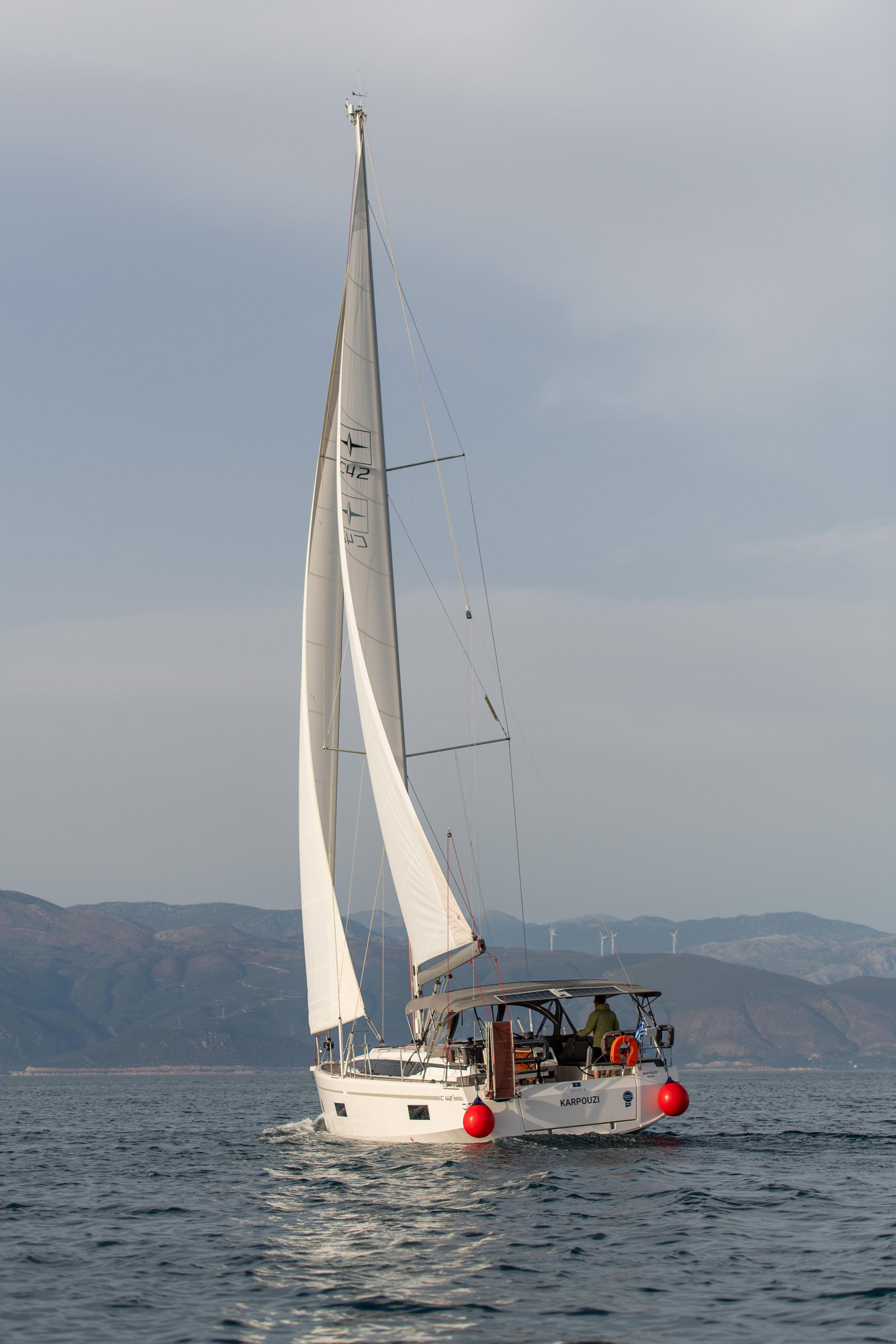 Photo #15 - Bavaria C42 (Karpouzi |, Bow Thruster, Full teak deck) in Preveza - 13468