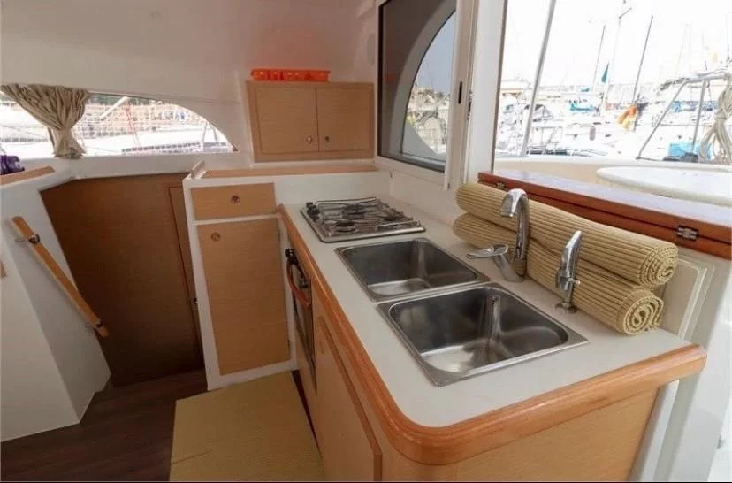 Lagoon 380 (Giulia)  - 1