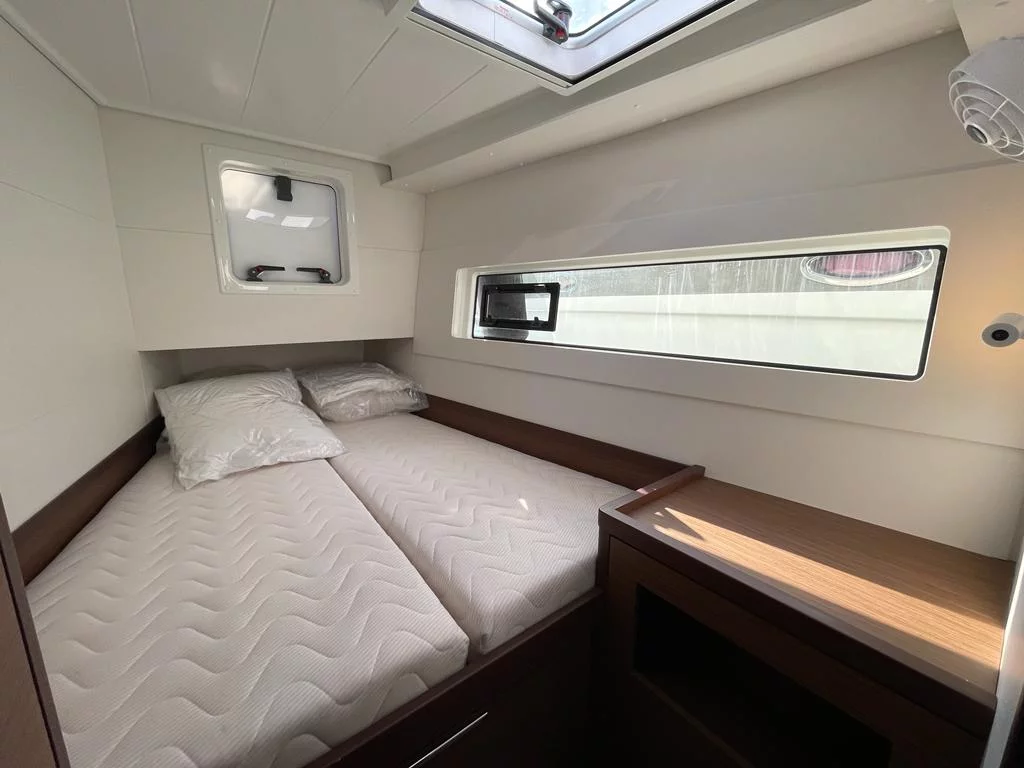 Lagoon 40 (Fratelli)  - 1