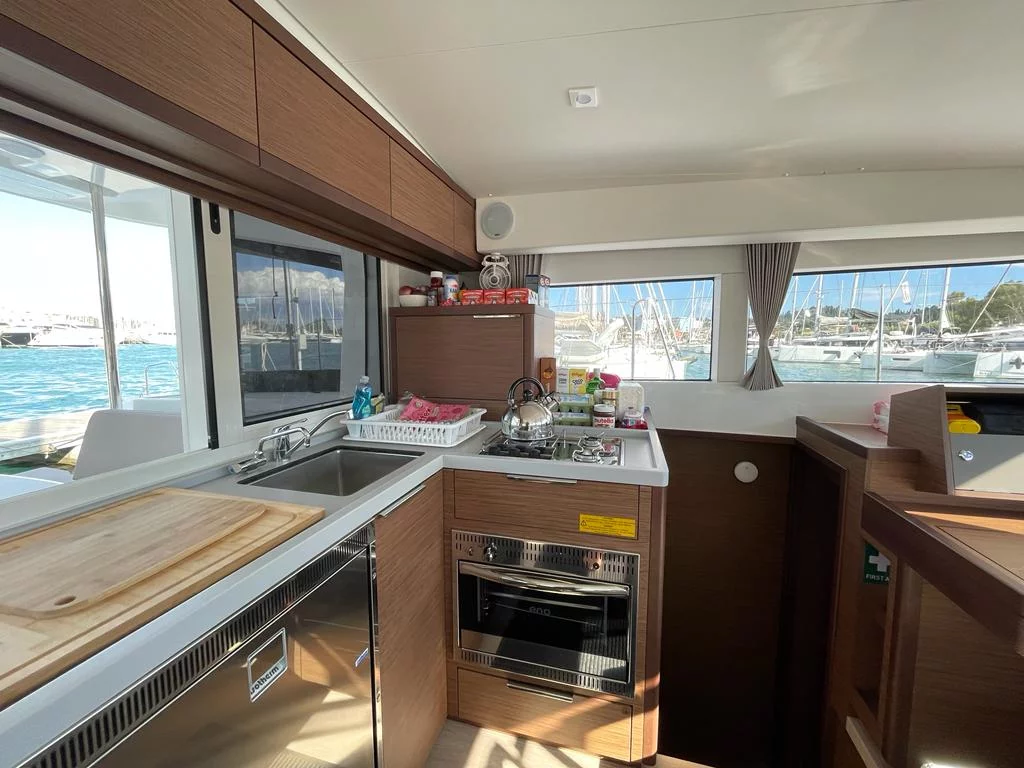 Lagoon 40 (Fratelli)  - 4