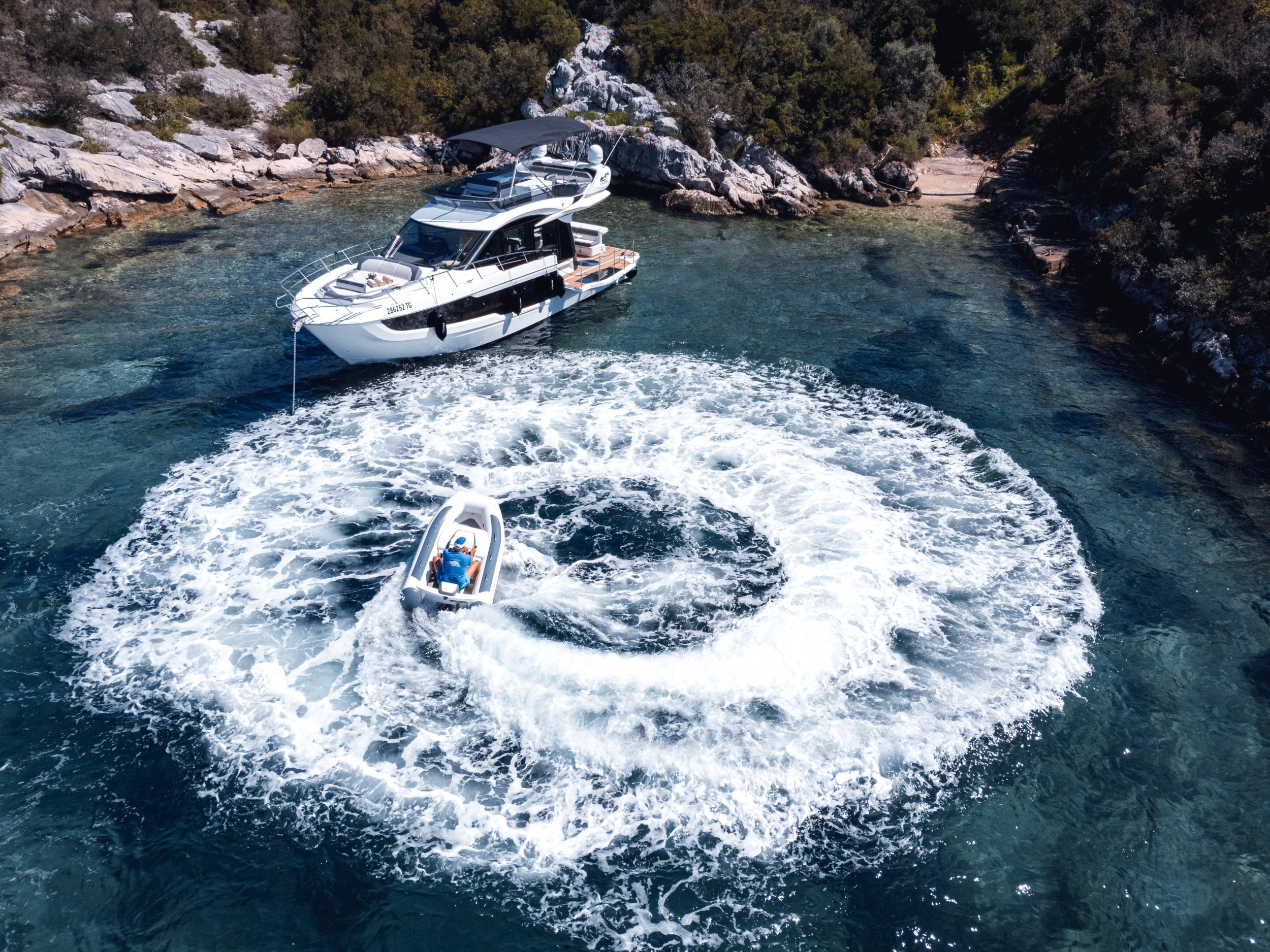 Photo #40 - Galeon 440 Fly (FGstar Mini) in Trogir - 19628