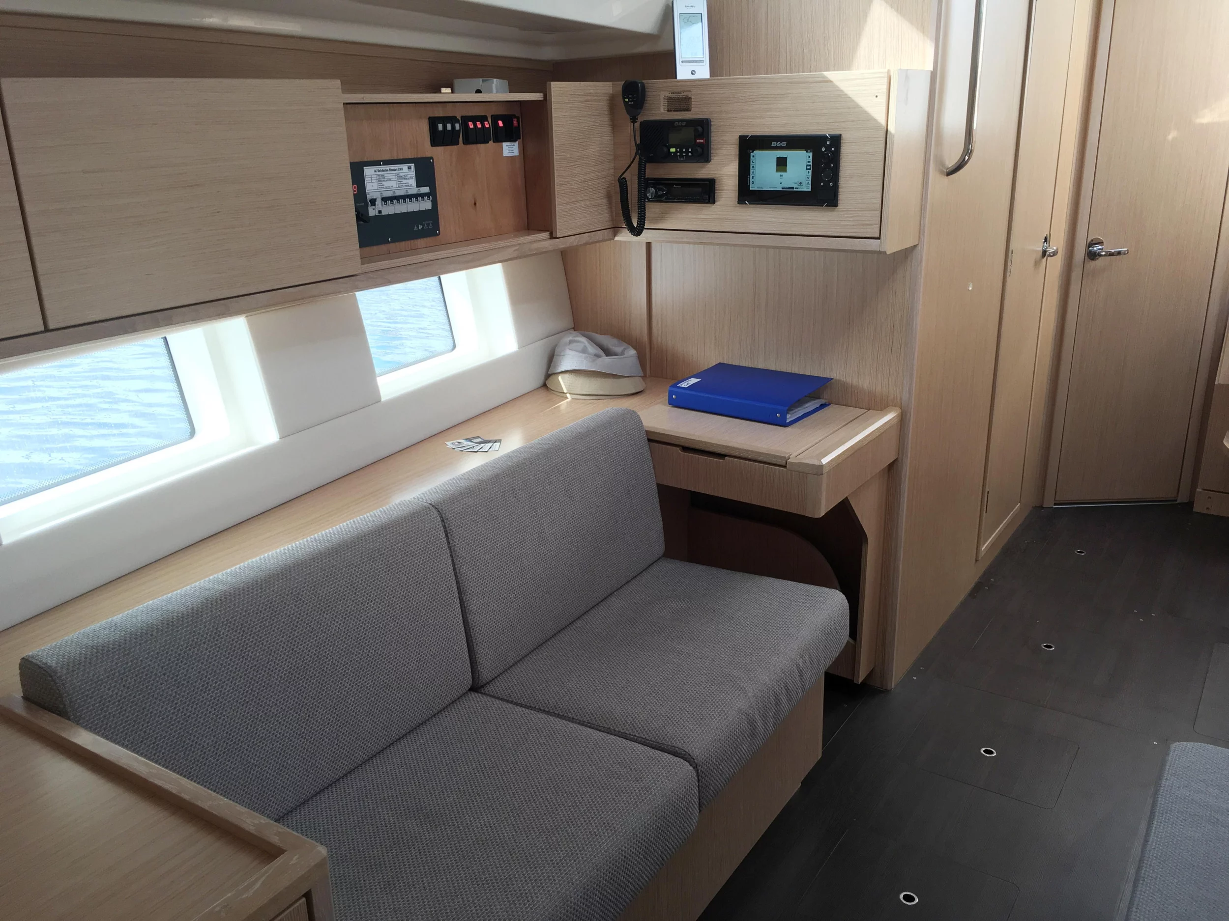 Bavaria C45 (Red Horizon)  - 15