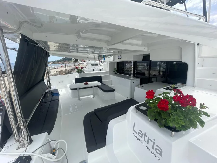 Lagoon 46 AC&GEN/ WM/ CAM/ WI-FI (Latria)  - 2