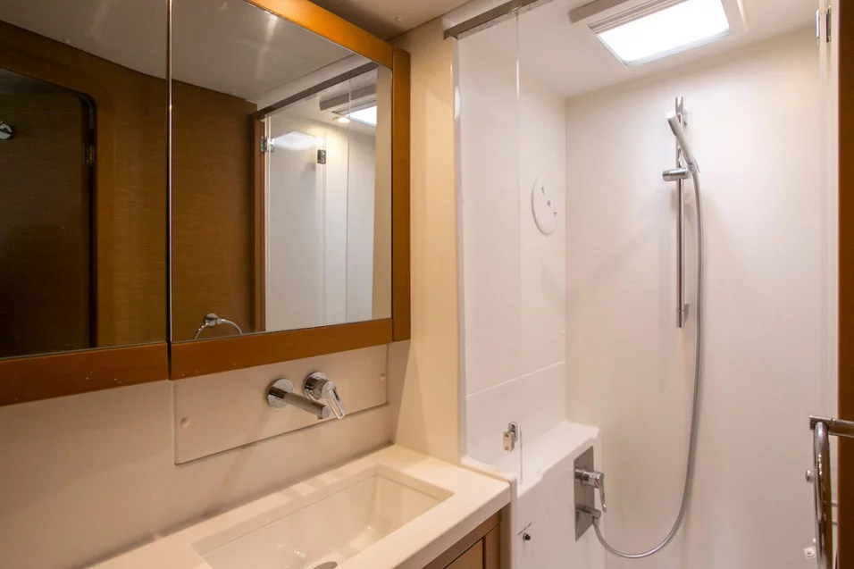 Lagoon 450 (Baccarat - ( - - Refit 2021))  - 7
