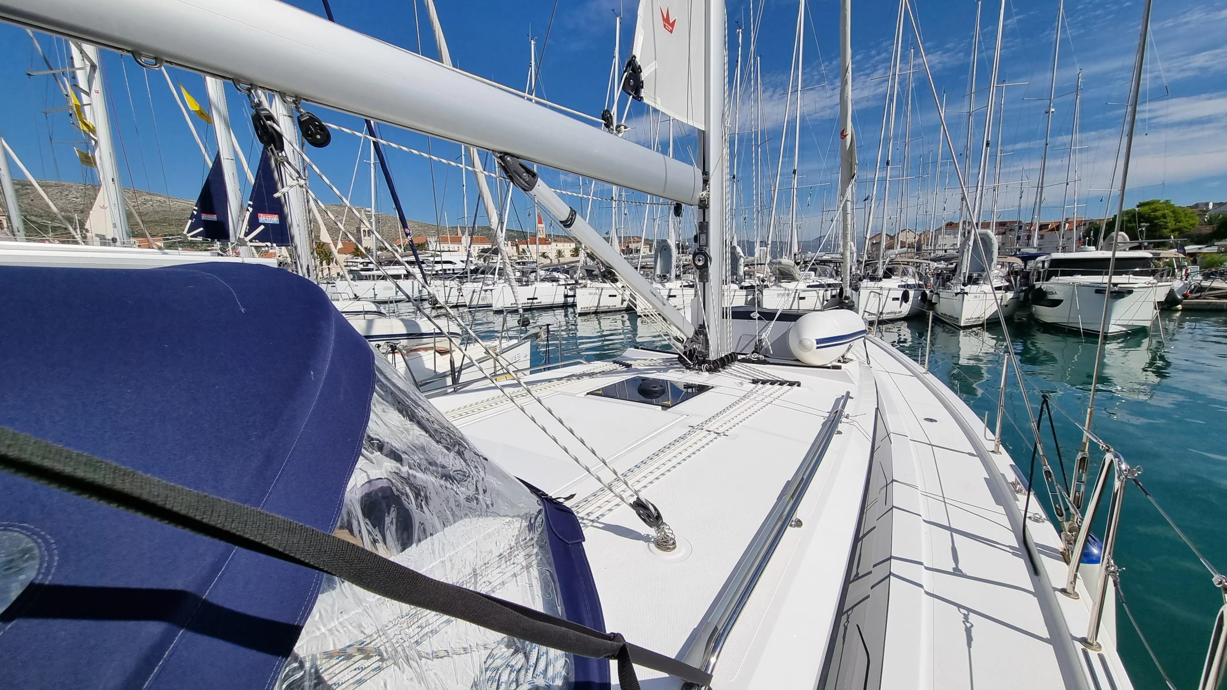 Bavaria C42 (Quick Point)  - 3
