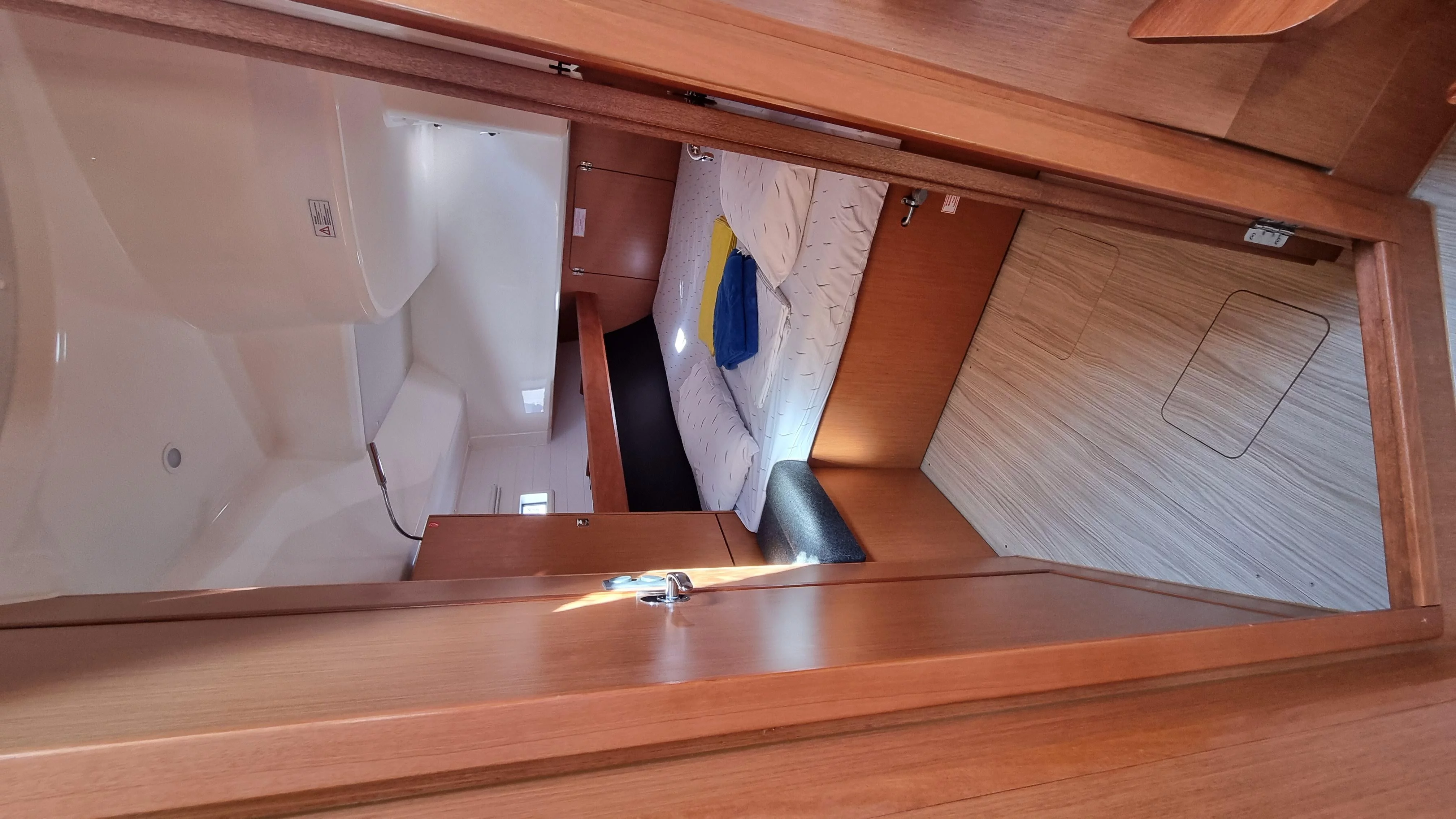Bavaria Cruiser 46 (Spring Dolphin)  - 10