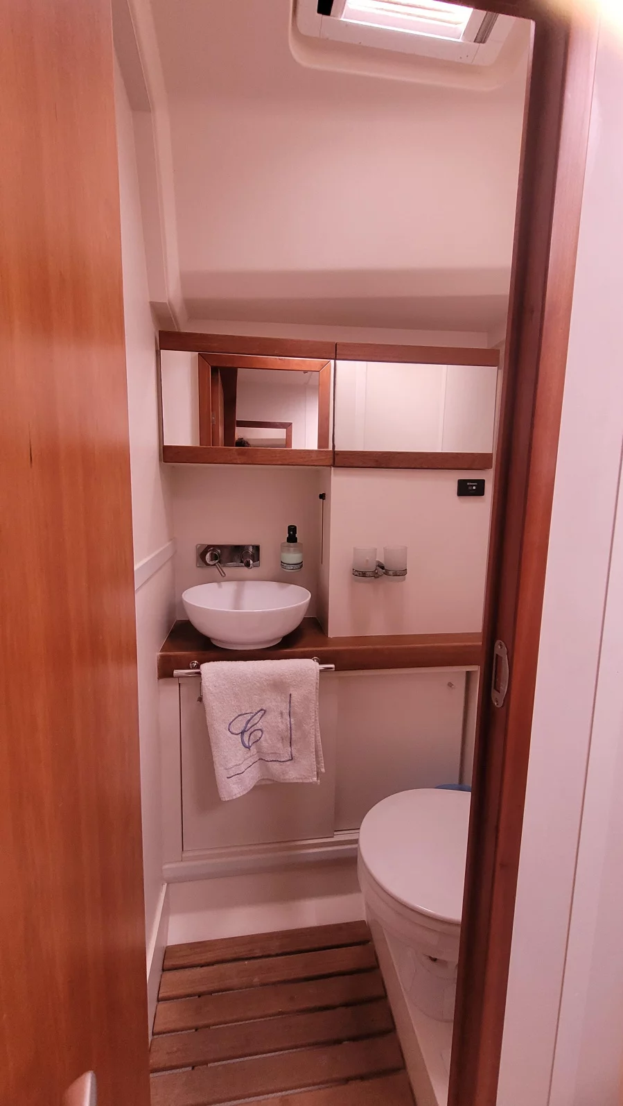 Hanse 495 (White Vertigo)  - 23