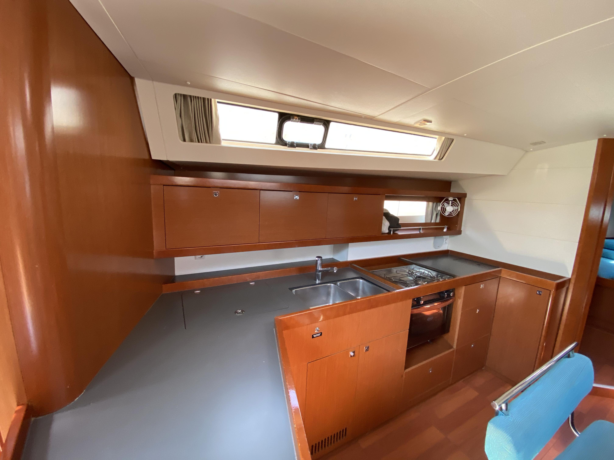 Oceanis 45 — photo 5