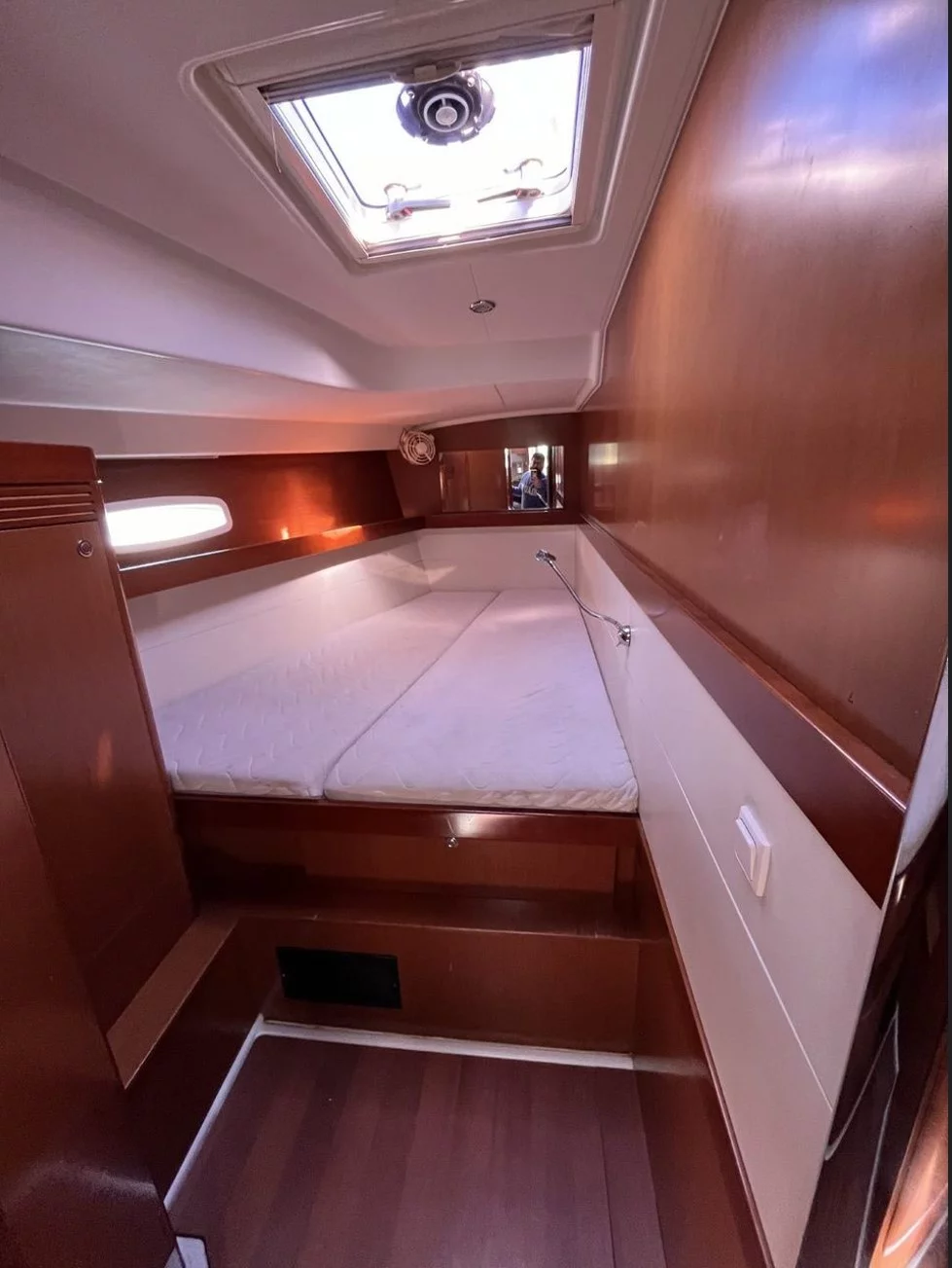 Oceanis 50 Family (Vanessa M)  - 11